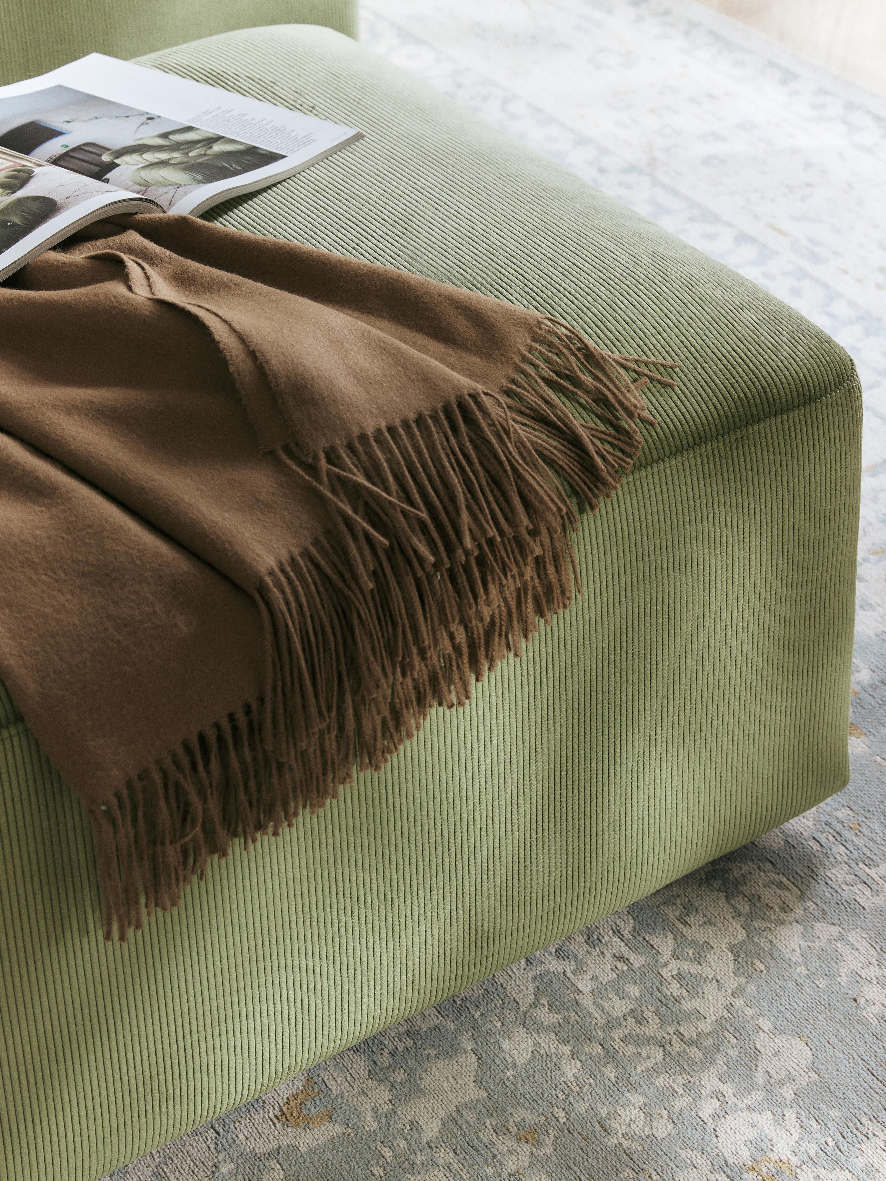 Melva Corduroy XL Ottoman, W 116 x D 72 cm
