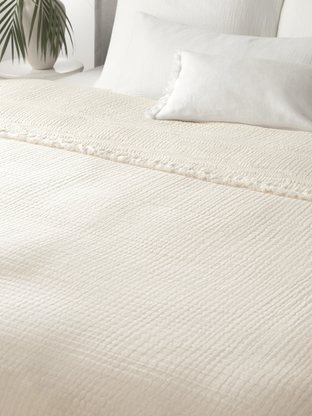 Kailani Cotton Bedspread with Fringes