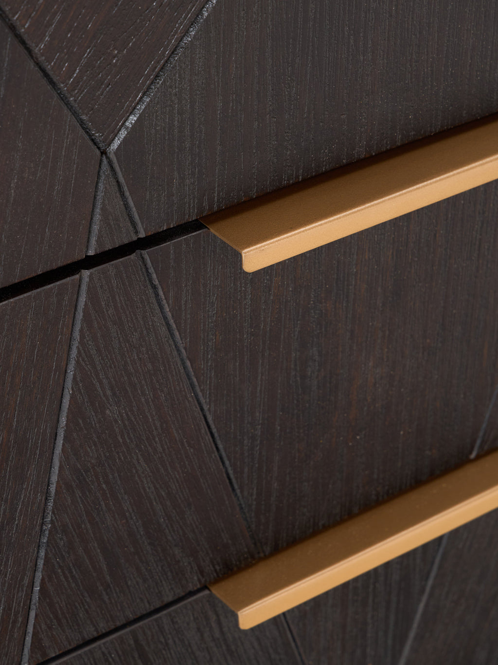 Harry Mango Wood Dresser