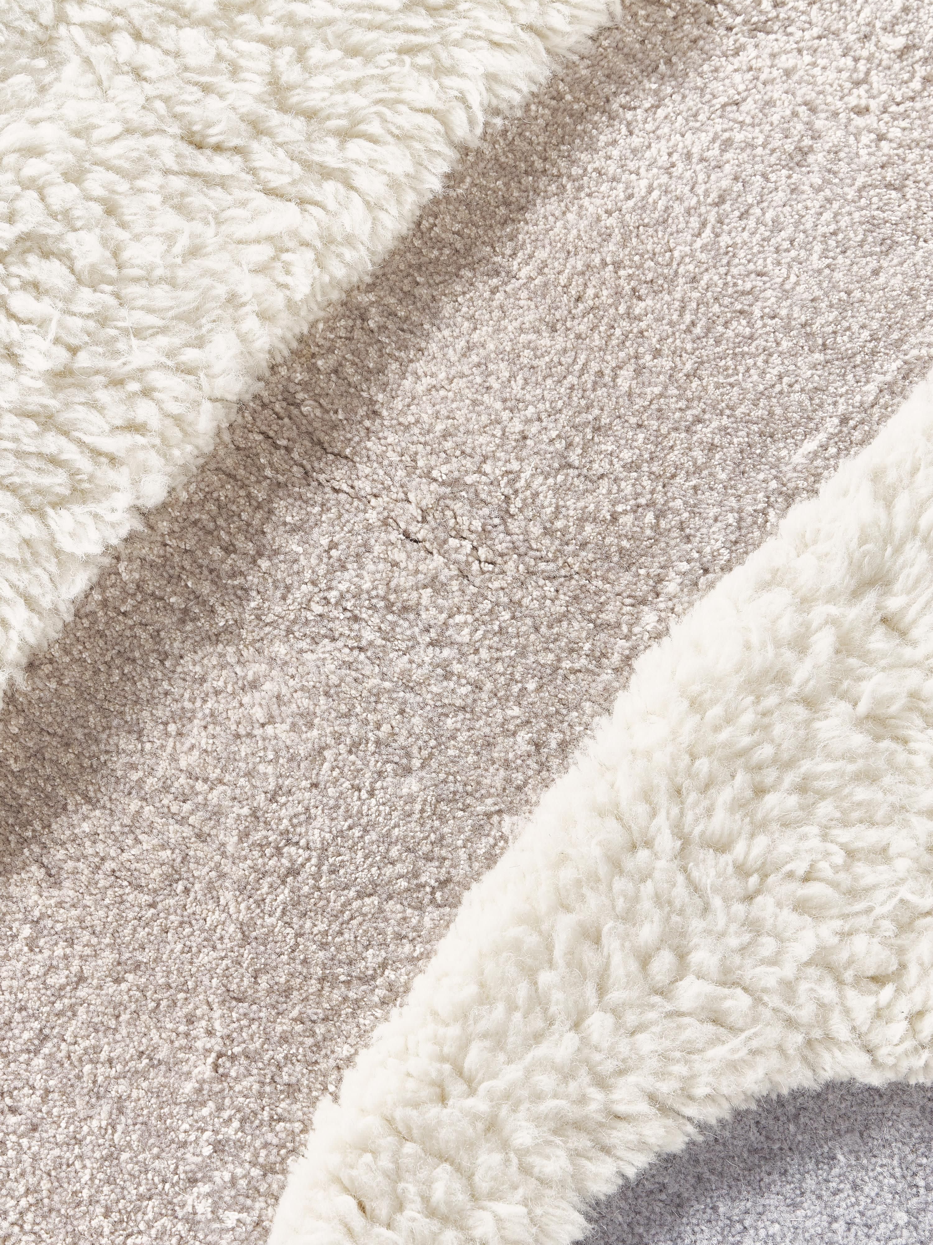 Rosco High-Low Wool Rug, Hand-Tufted