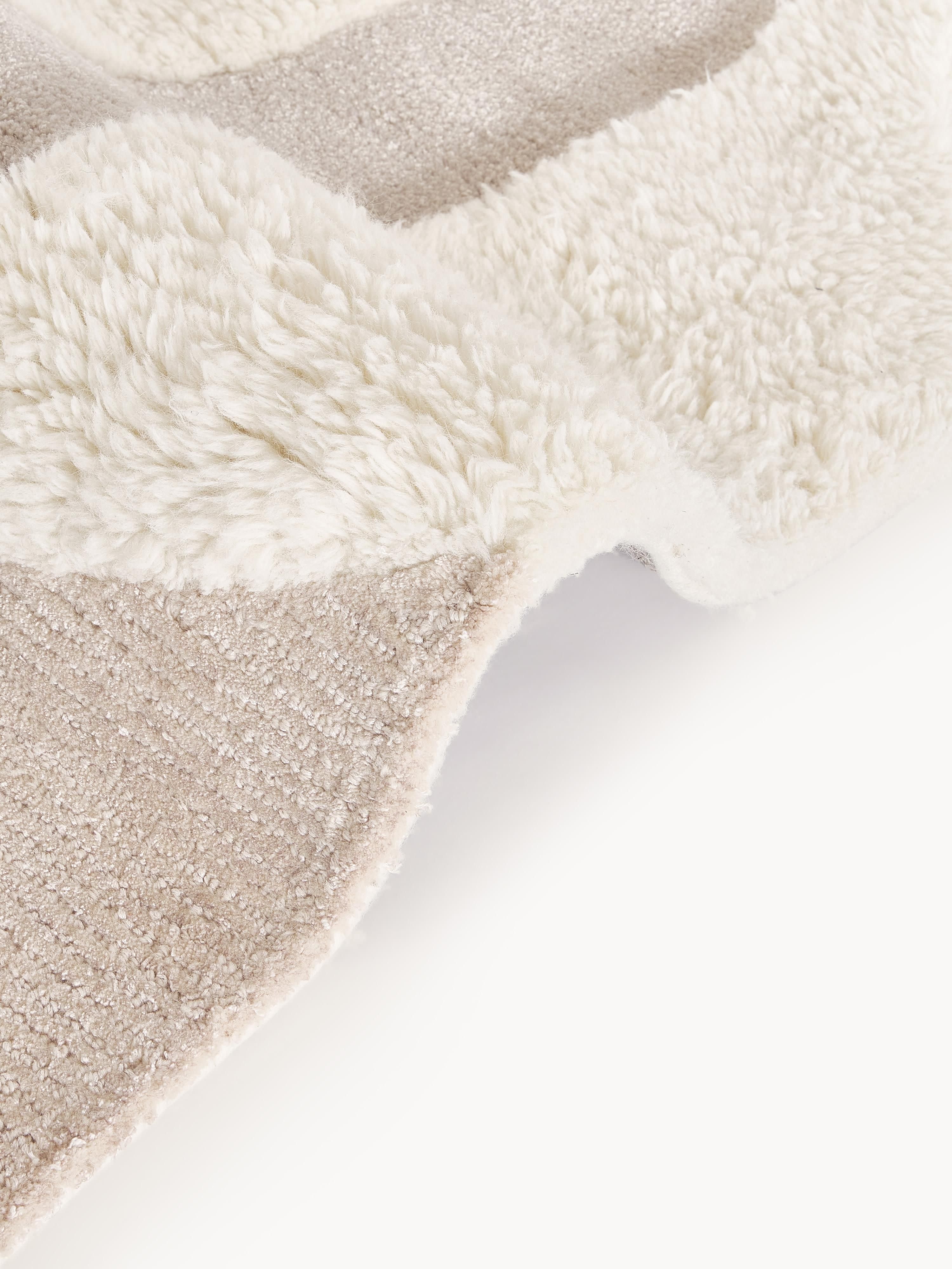 Rosco High-Low Wool Rug, Hand-Tufted