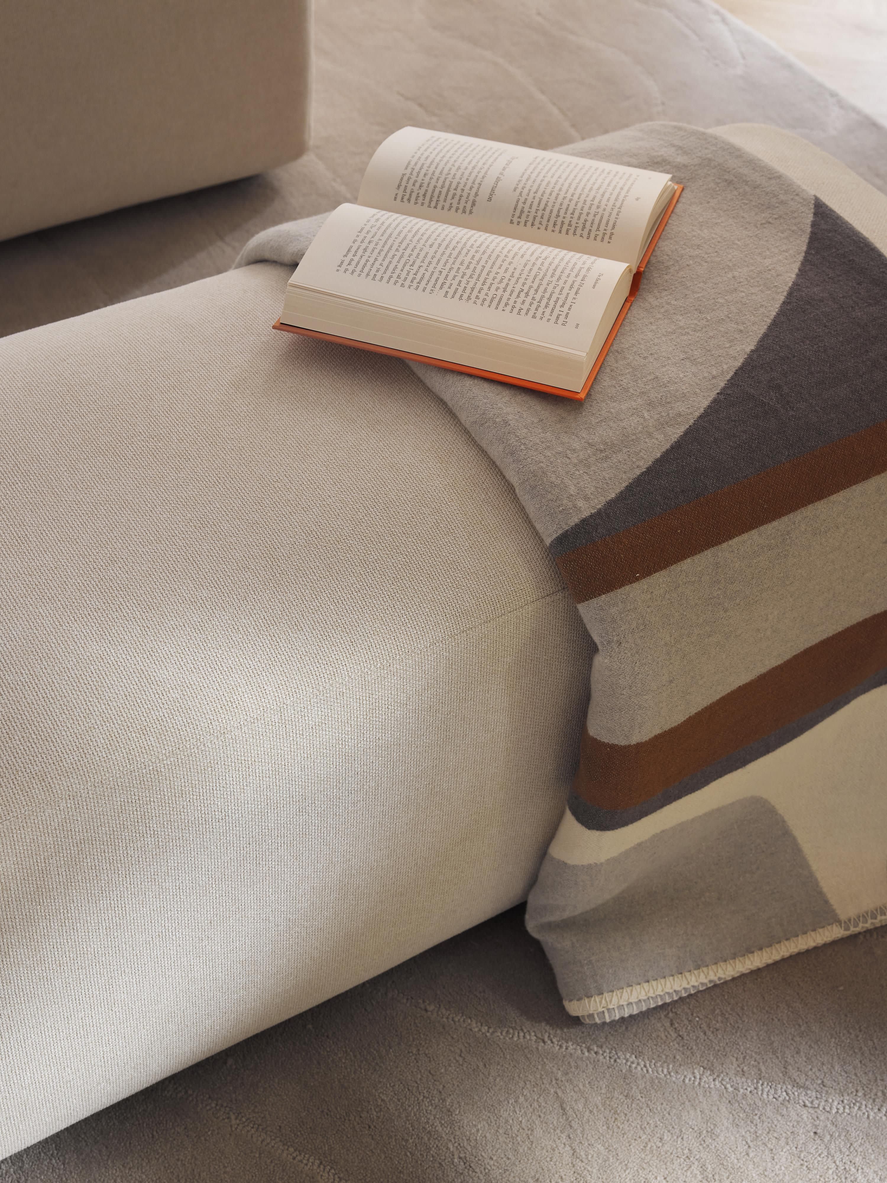 Melva XL Ottoman