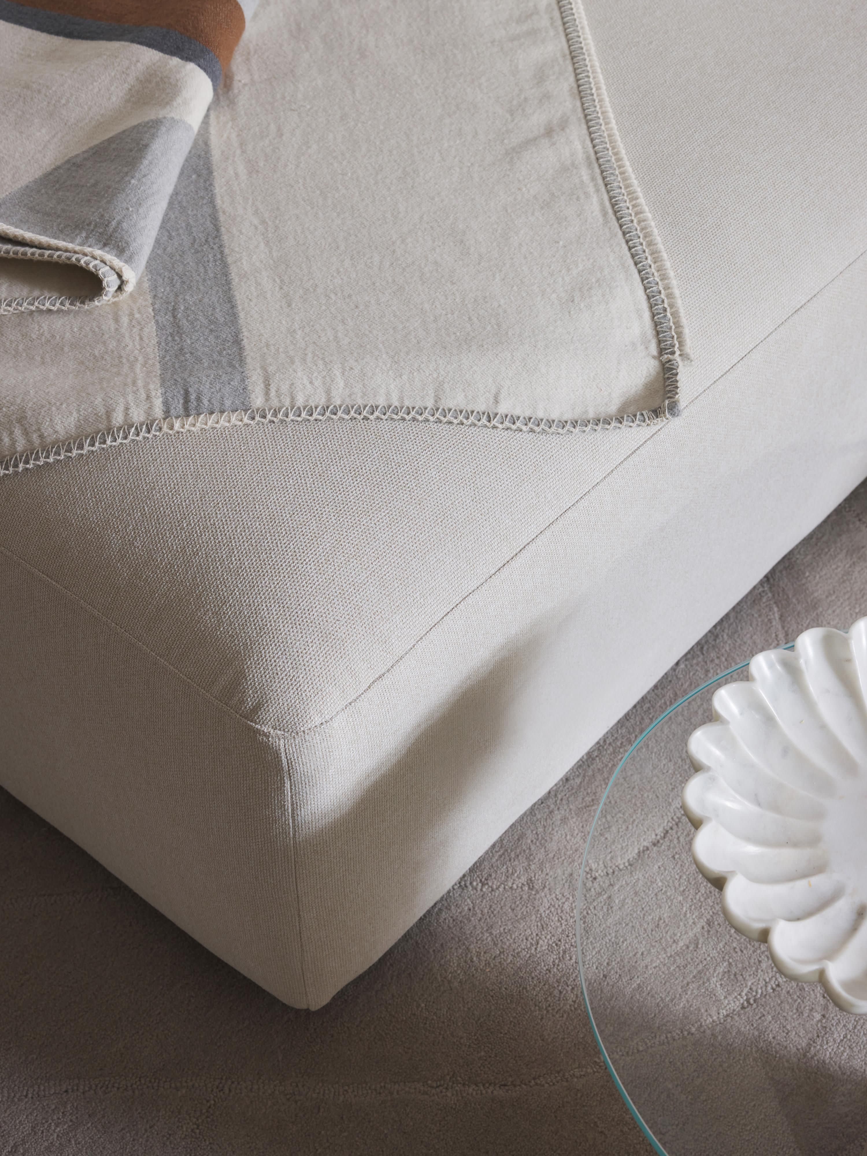 Melva Corner Sofa (4-seater)