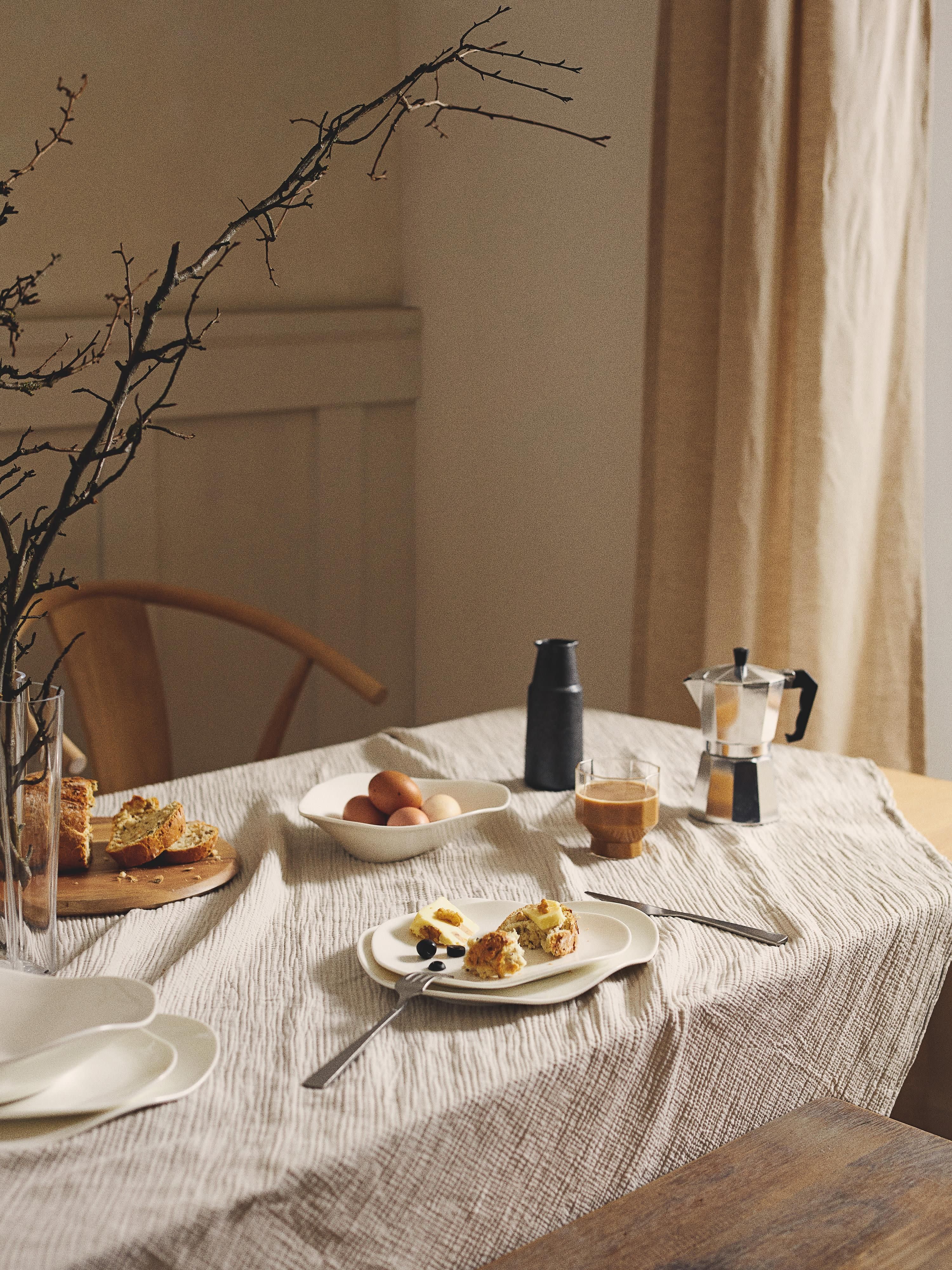 Joana Organic Shaped Porcelain Tableware Set, 4 people, Set of 12