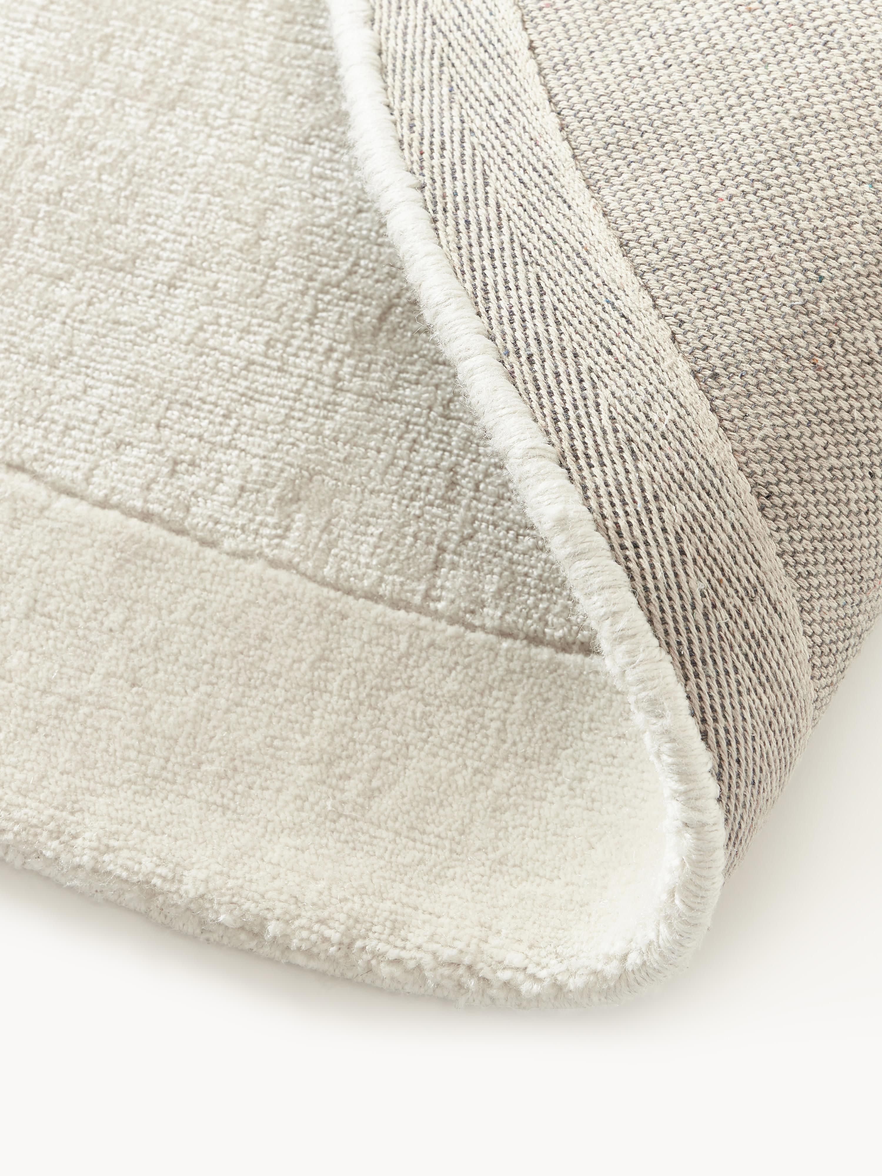 Kari Round Low-Pile Rug