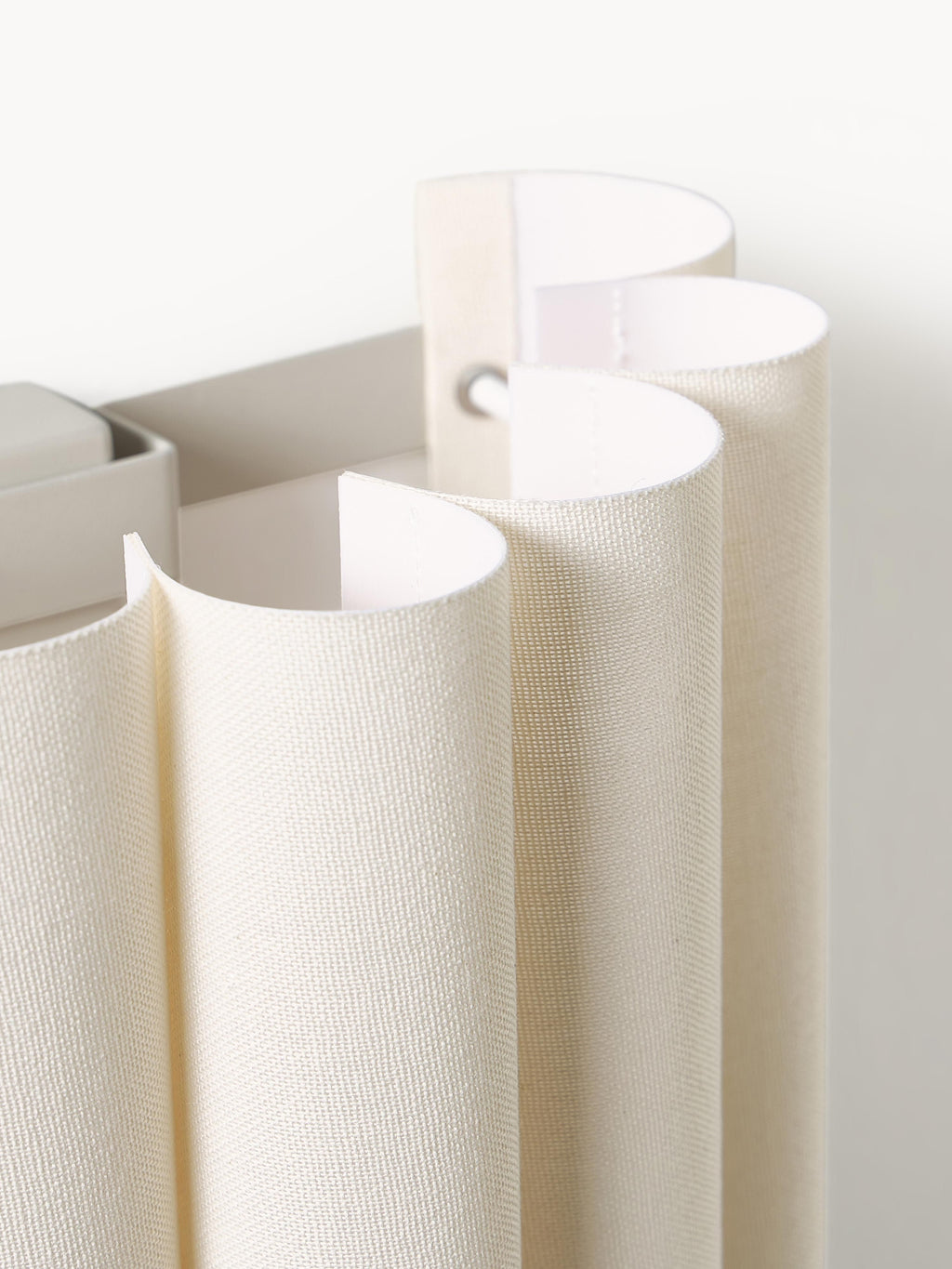 Lucina Linen Wall Lamp