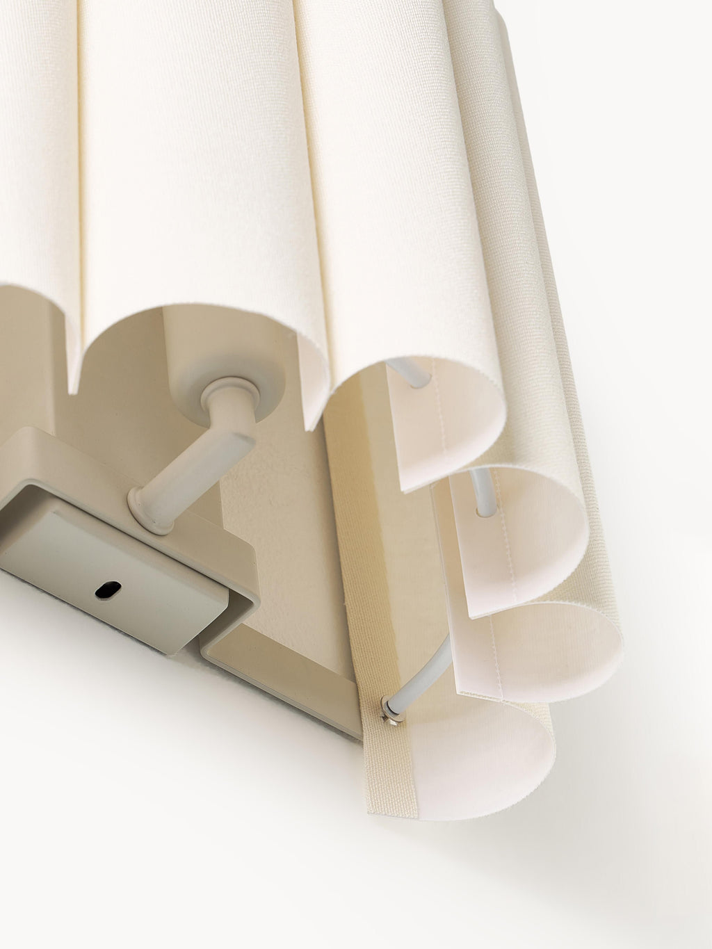 Lucina Linen Wall Lamp