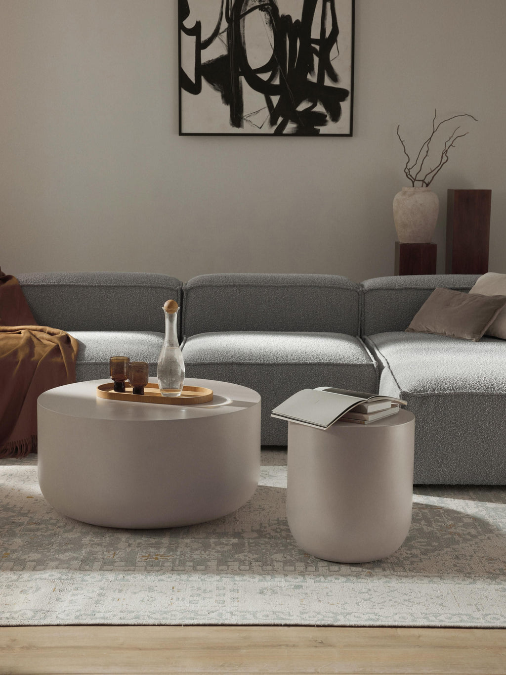 Rona Round In- & Outdoor Side Table