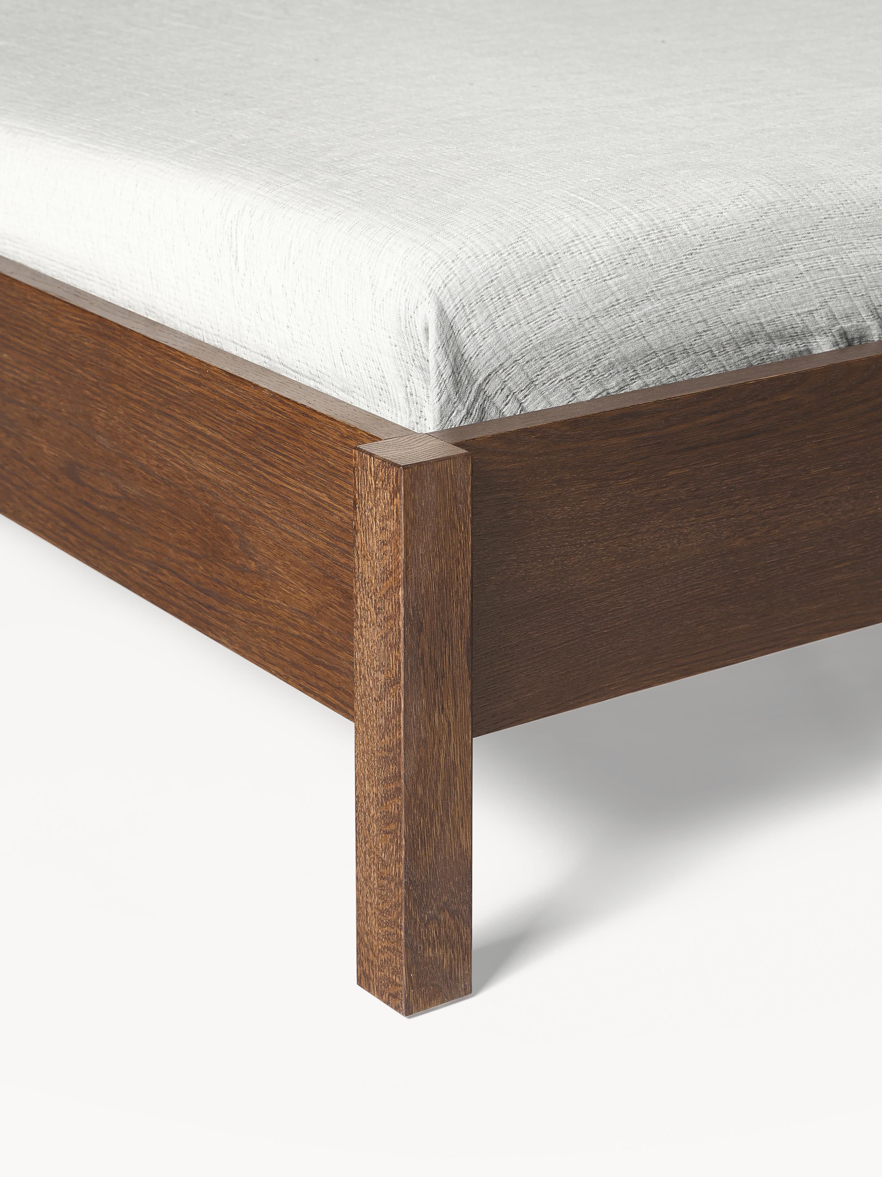 Jones Wooden Bed with Viennese Braid Headboard