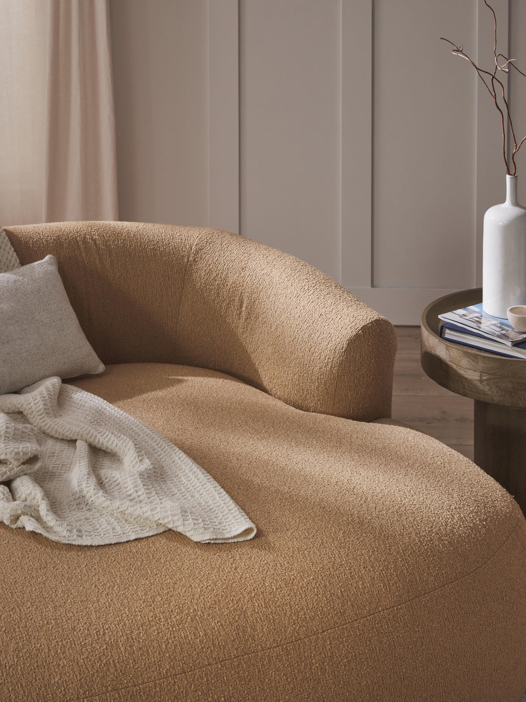 Sofia XL Bouclé Lounge Chair