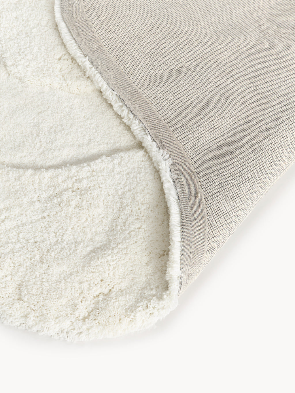 Kyla Organic-Shaped High-Low Rug