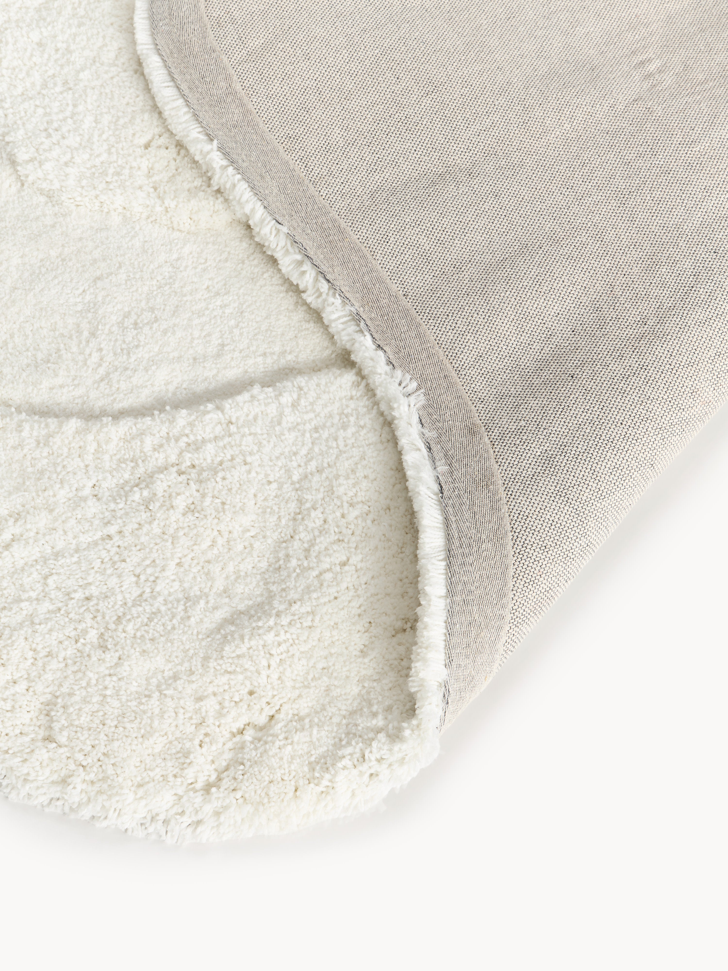 Kyla Organic-Shaped High-Low Rug