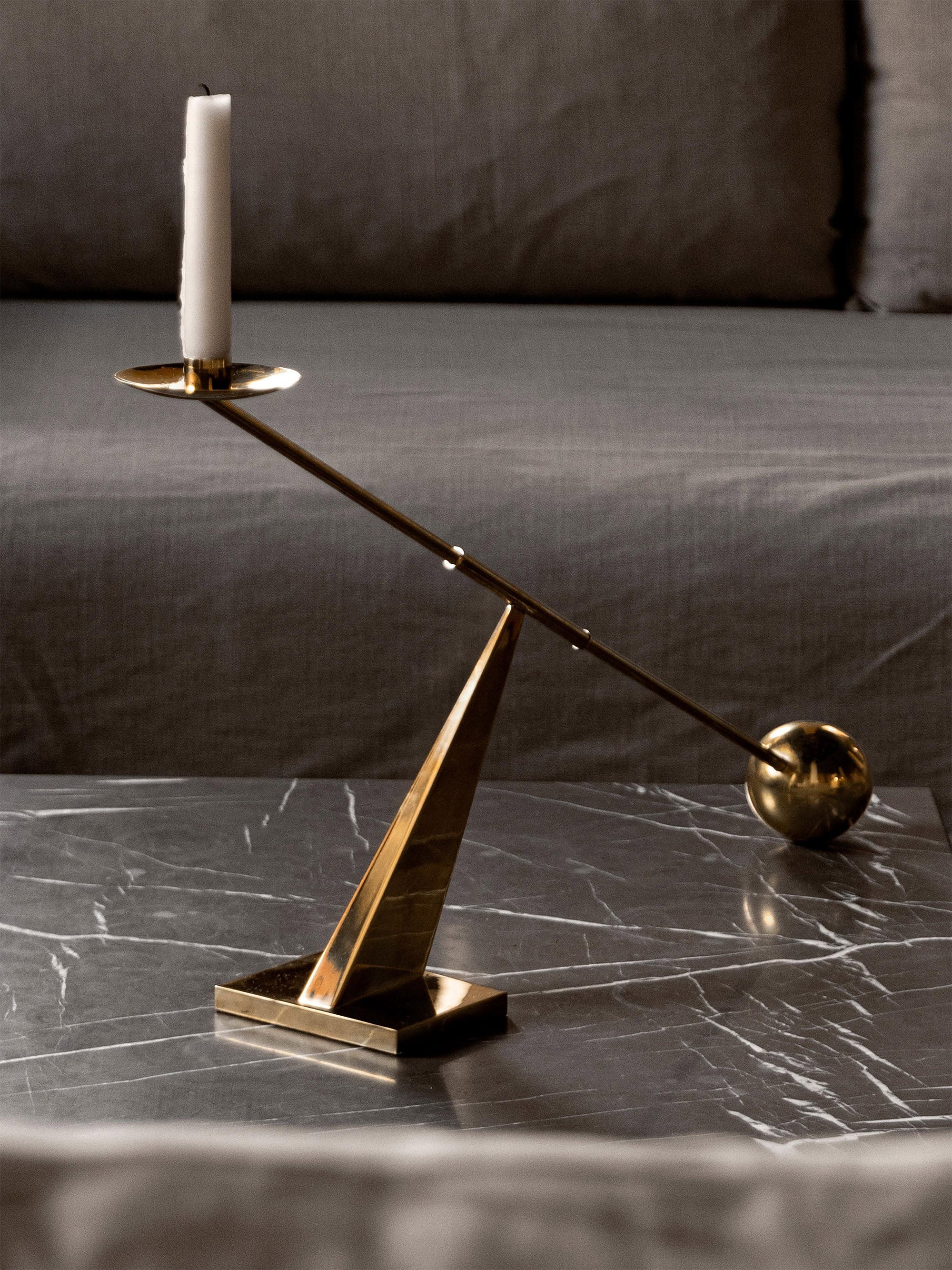 Interconnect Design Metal Candle Holder