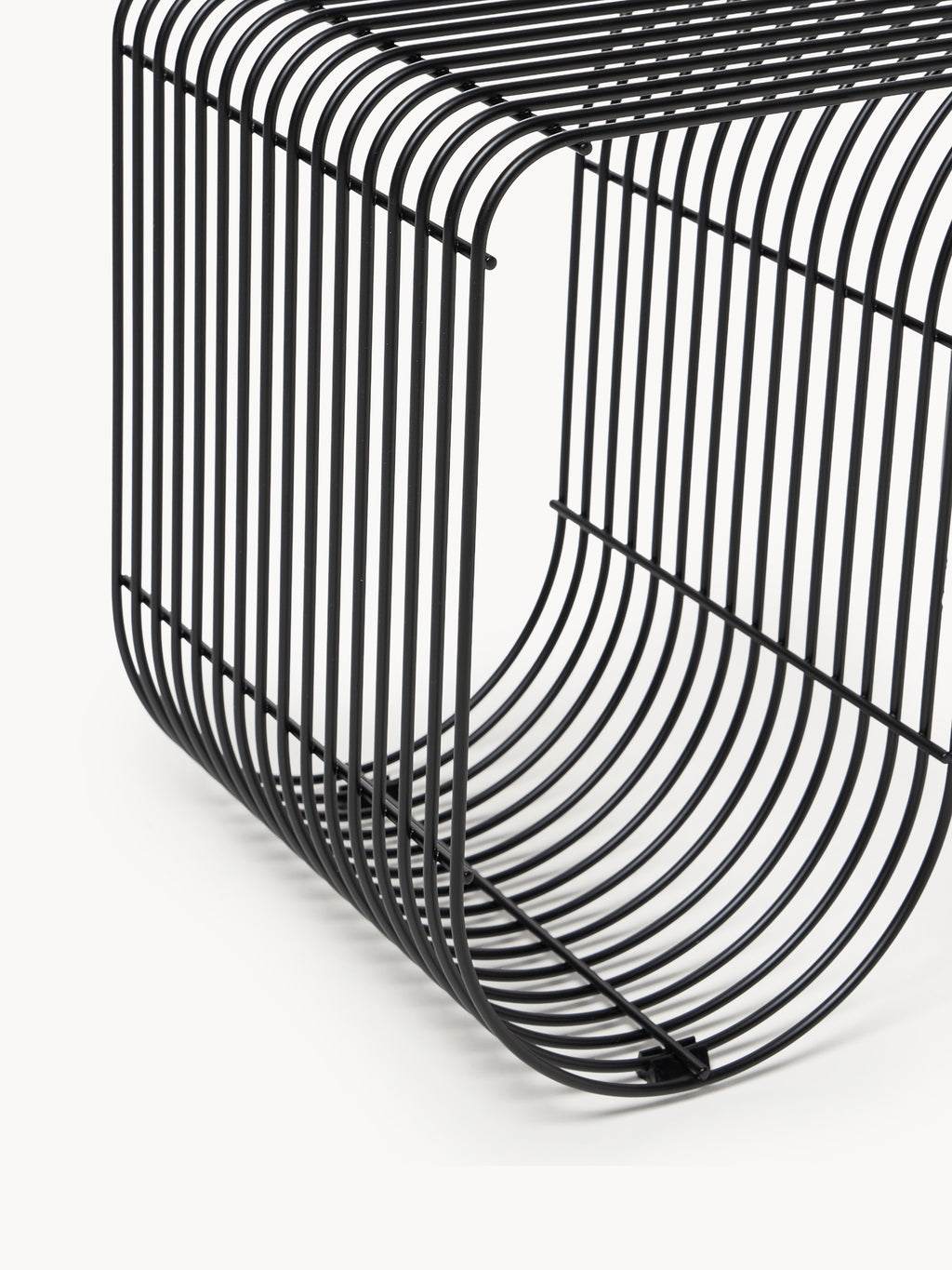 Curva Metal Bench