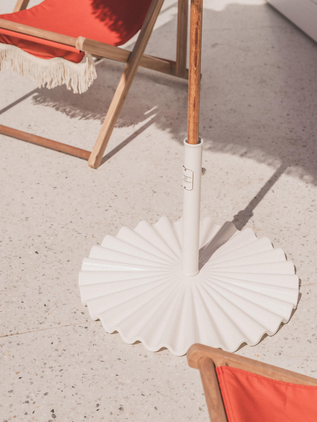 Clamshell Round Xl Parasol Stand