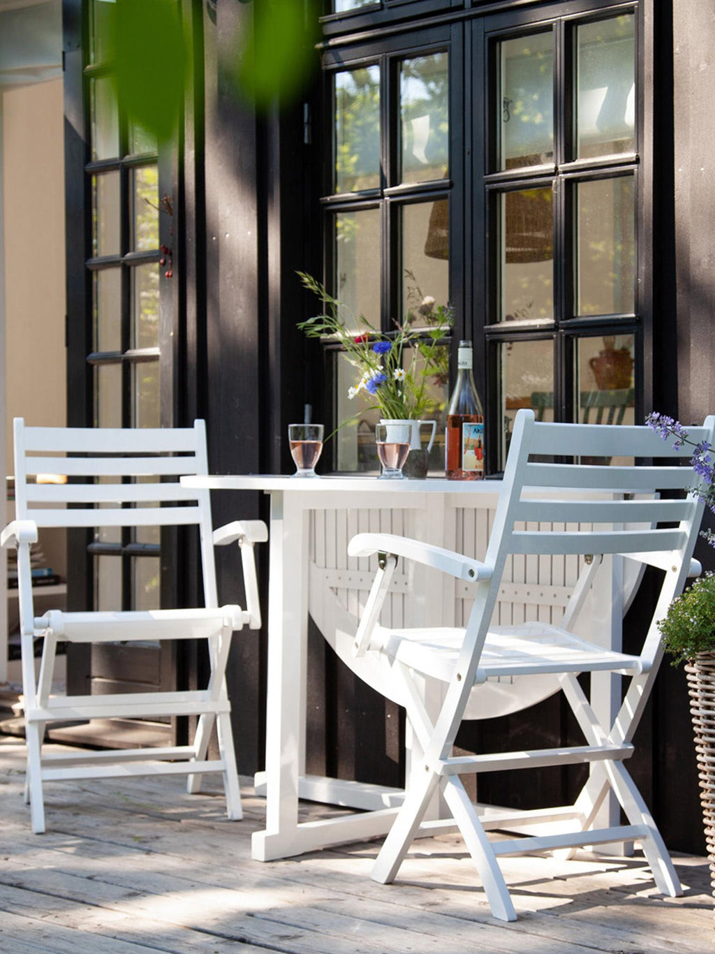 Butterfly Round Folding Garden Table