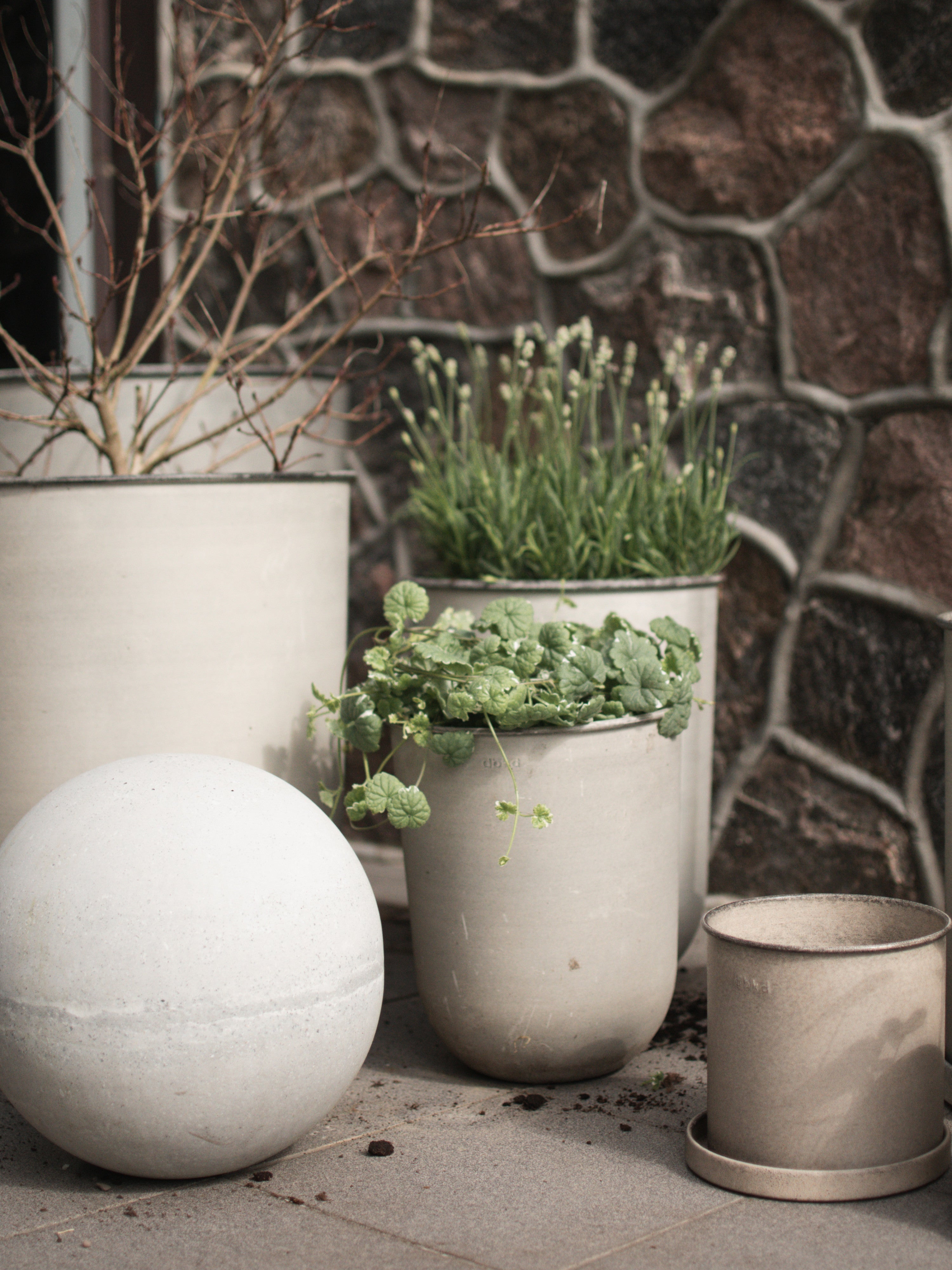 Out Outdoor Plant Pots, Set of 4