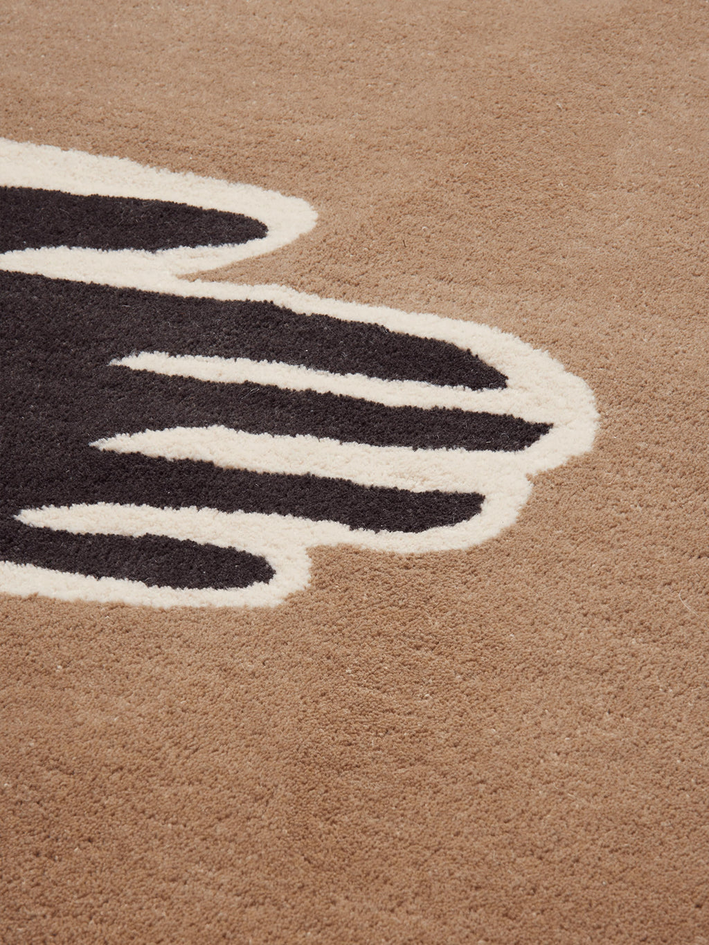 Pose Hand-Tufted Wool Rug