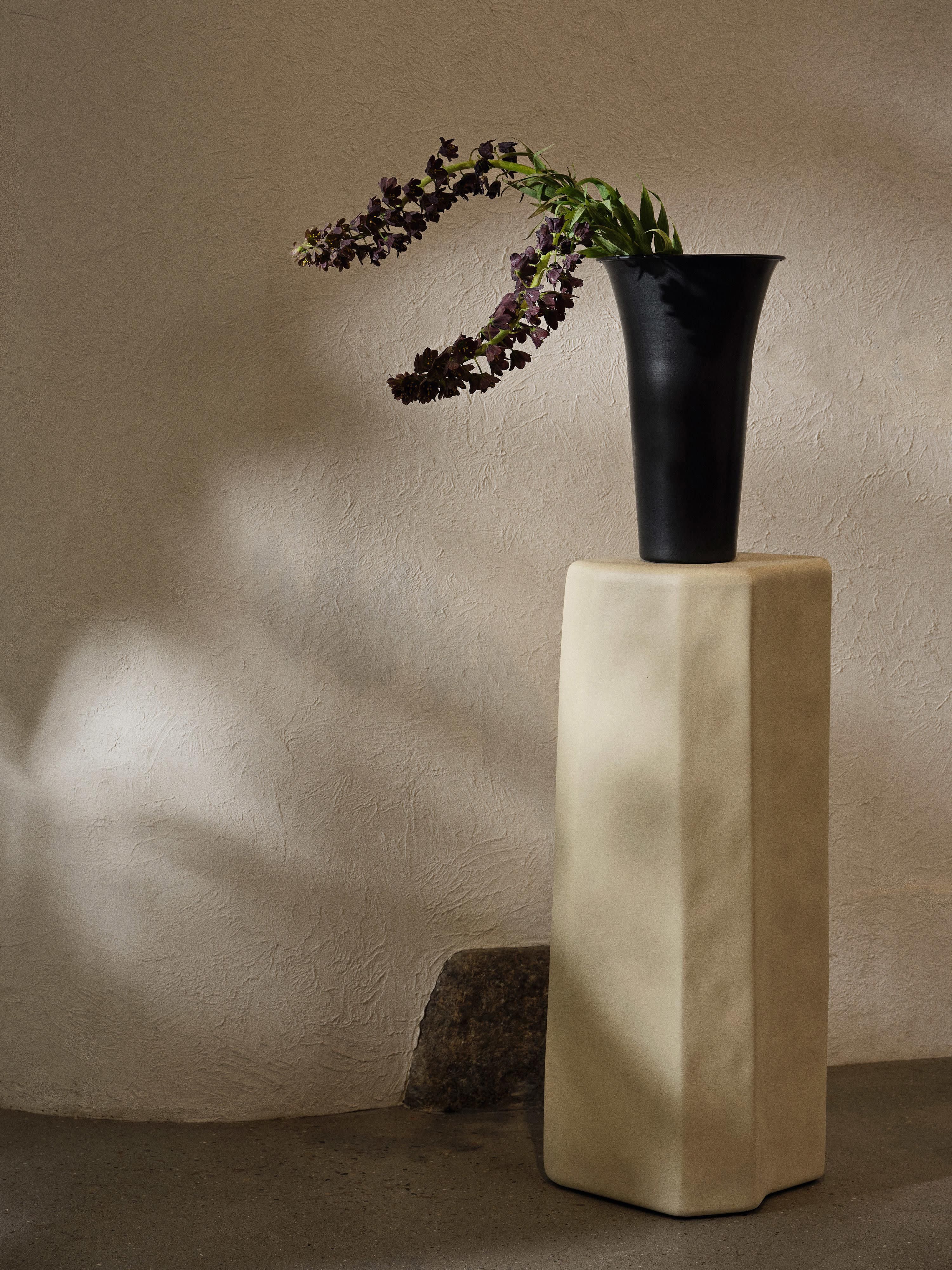 Staffa Concrete Decorative Pillar