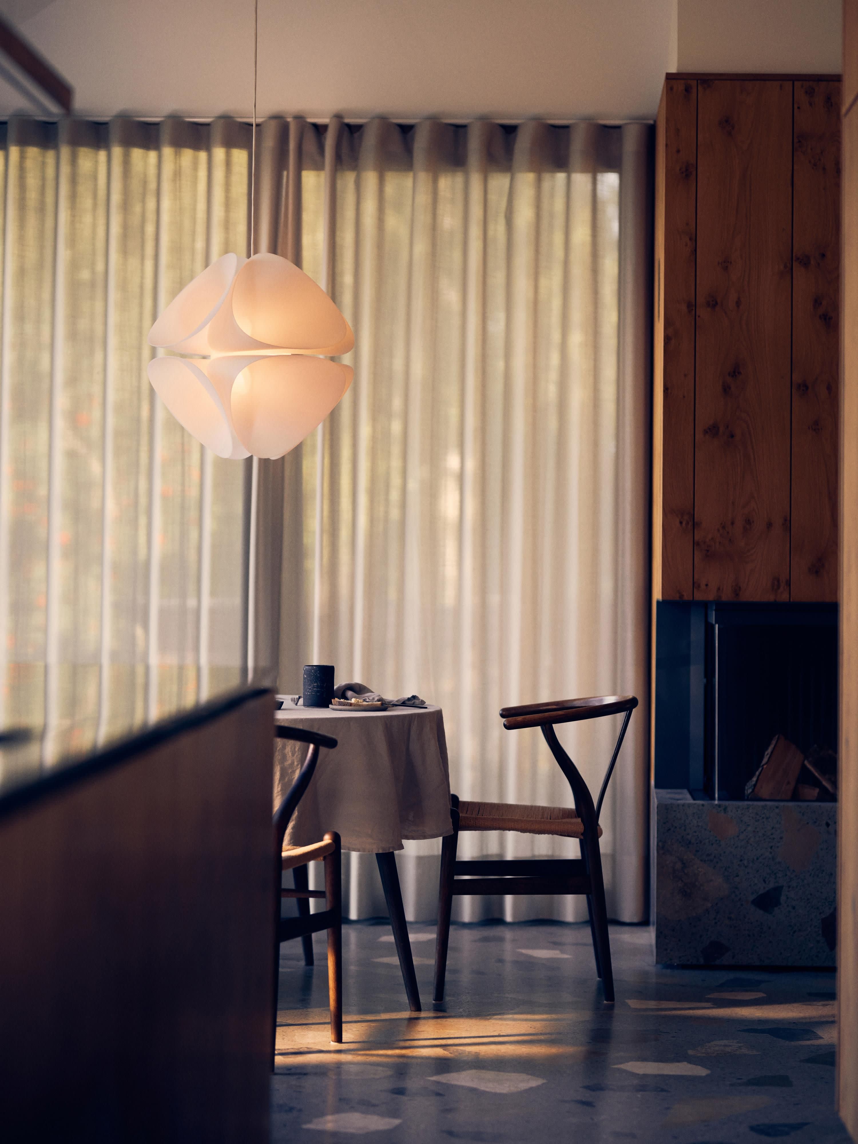 Nova Small Pendant Light