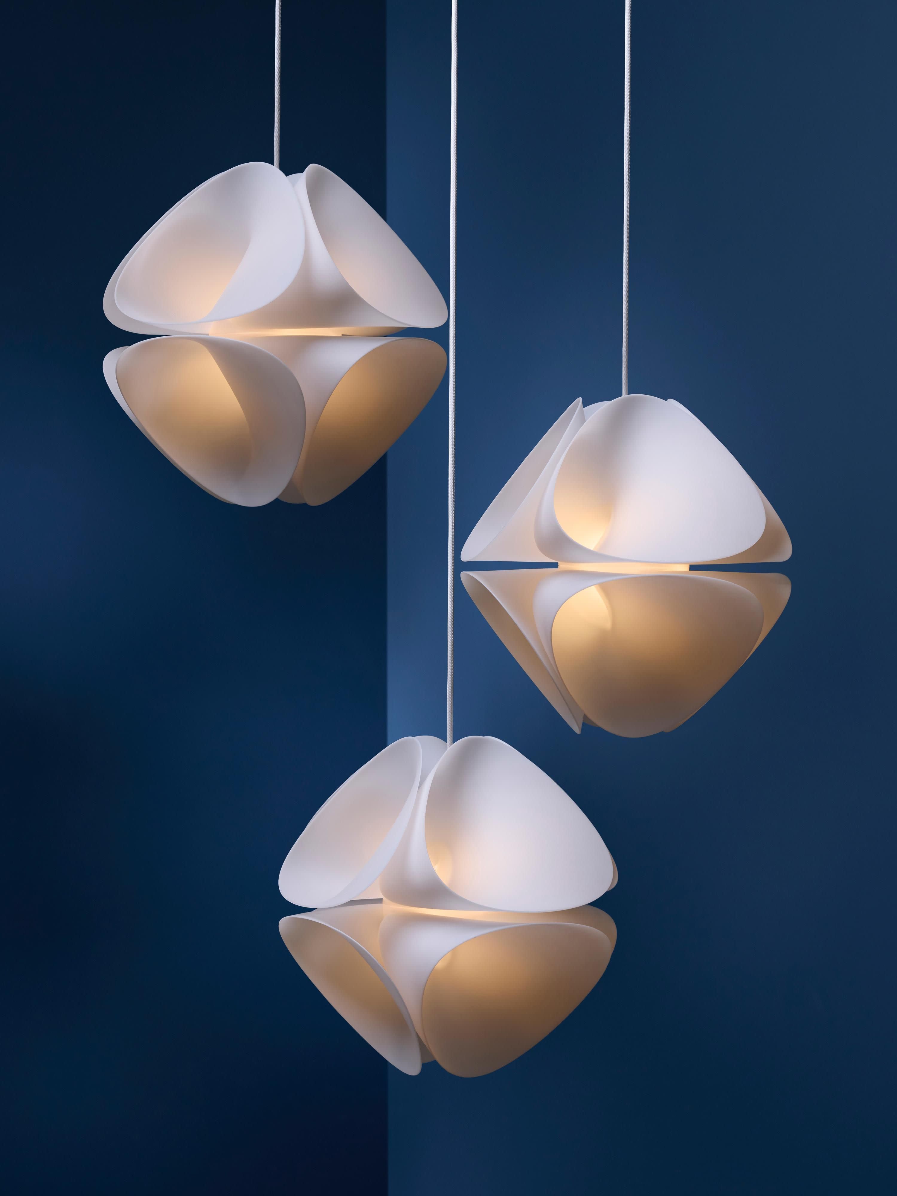 Nova Small Pendant Light