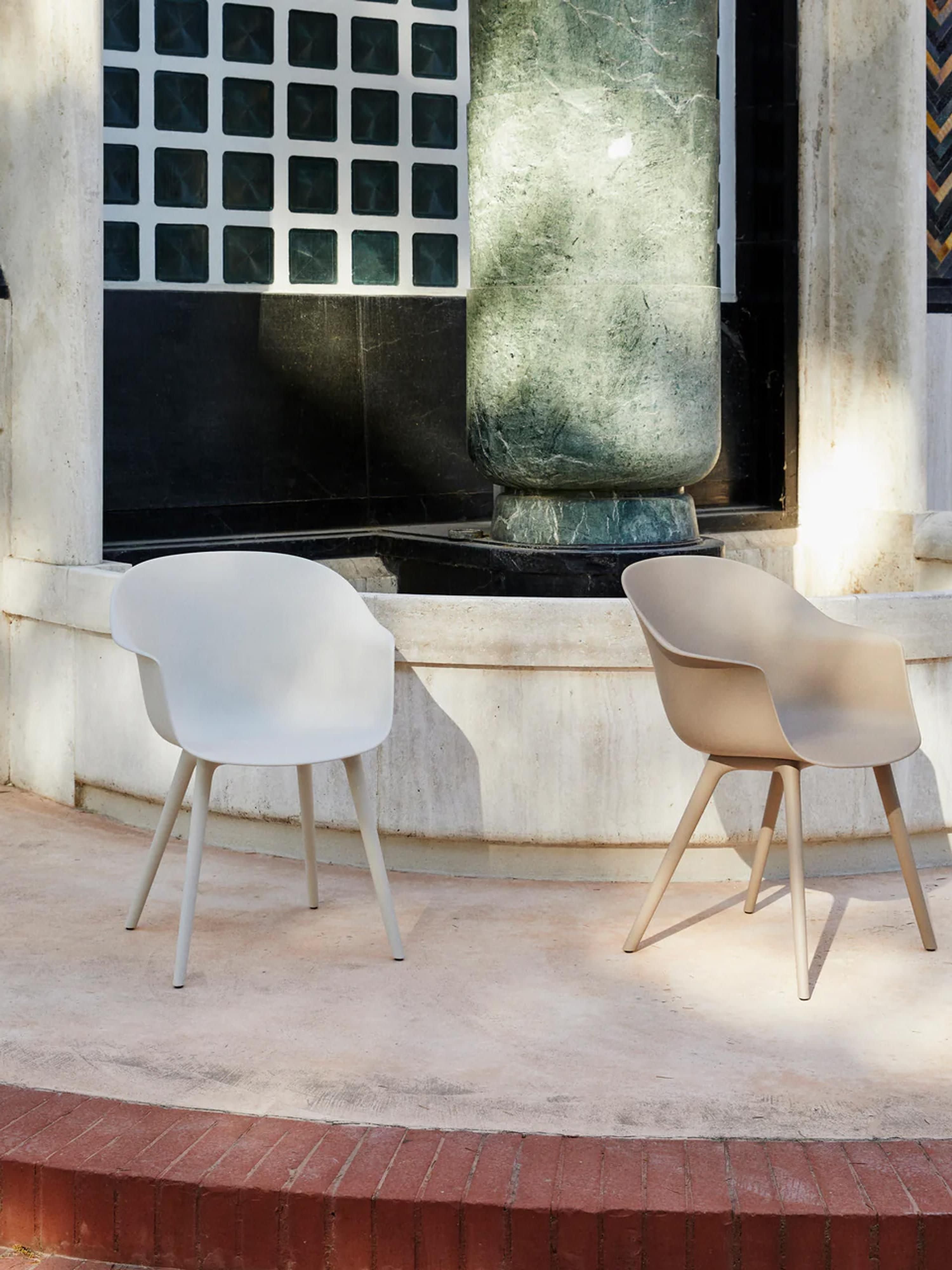 Bat Garden Dining Chair with Armrests