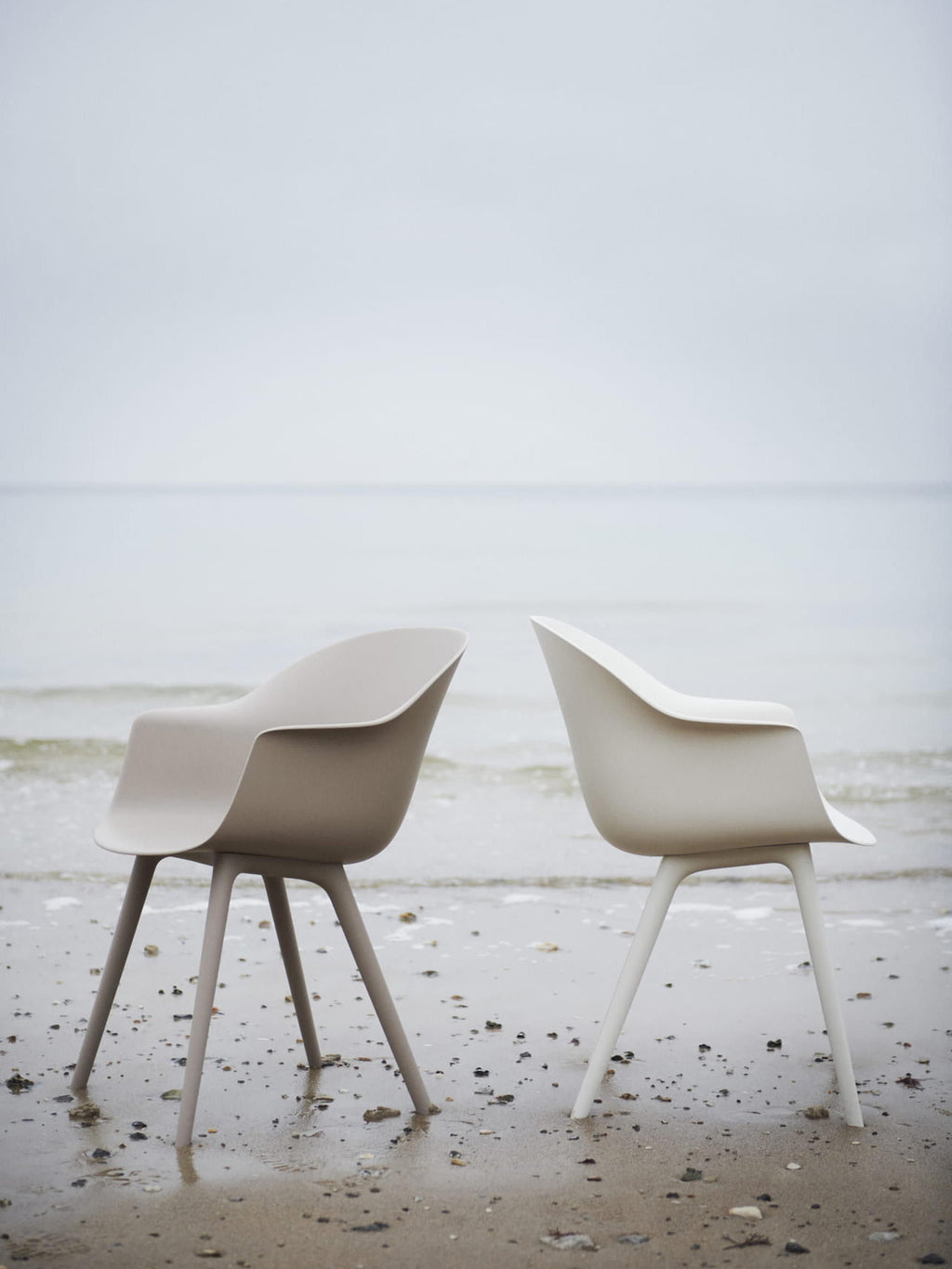 Bat Garden Dining Chair with Armrests