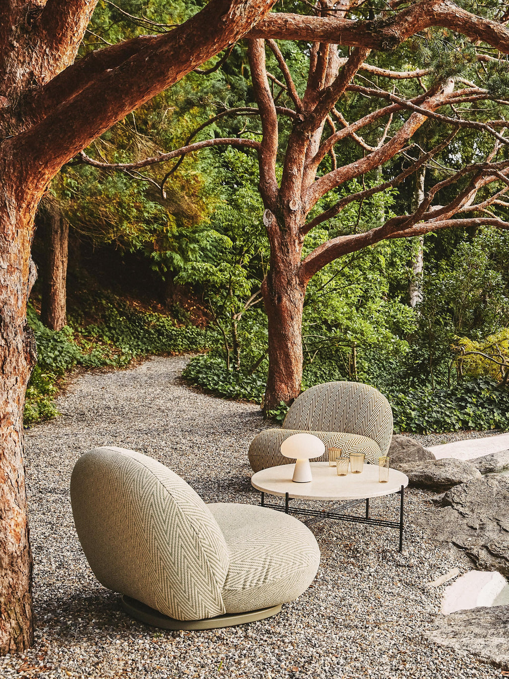 Pacha Swivel Garden Lounge Chair