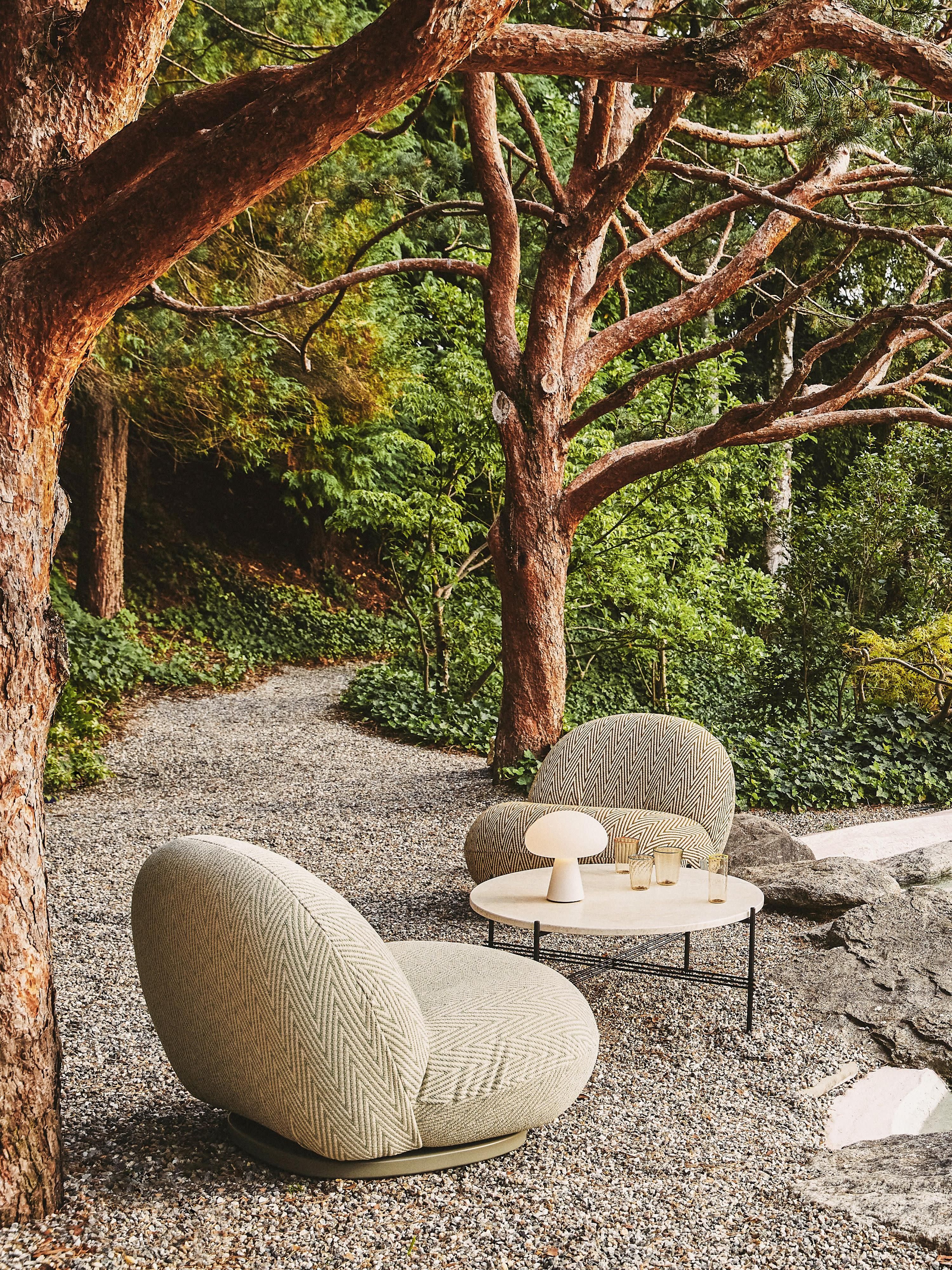 Pacha Swivel Garden Lounge Chair