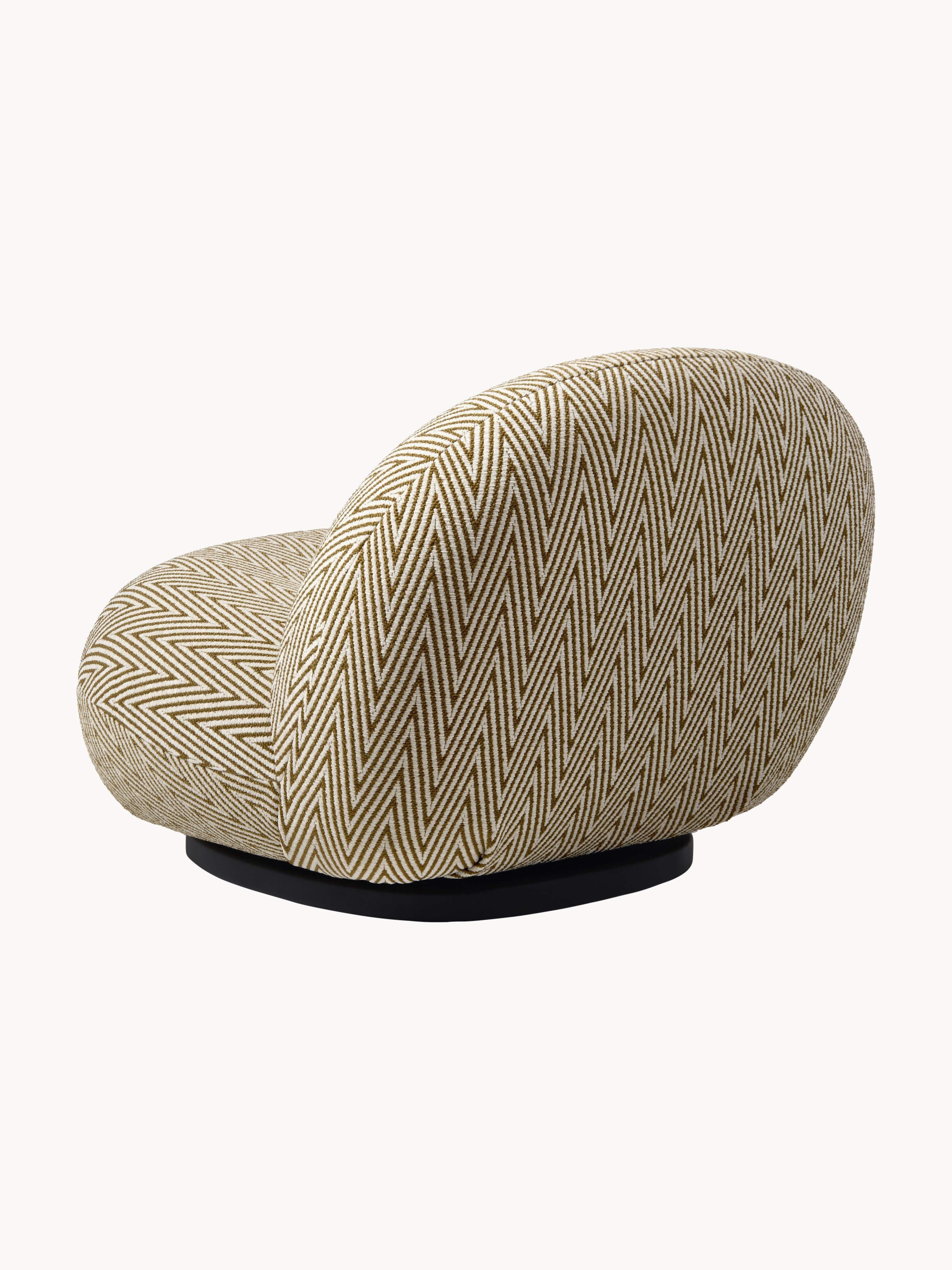 Pacha Swivel Garden Lounge Chair