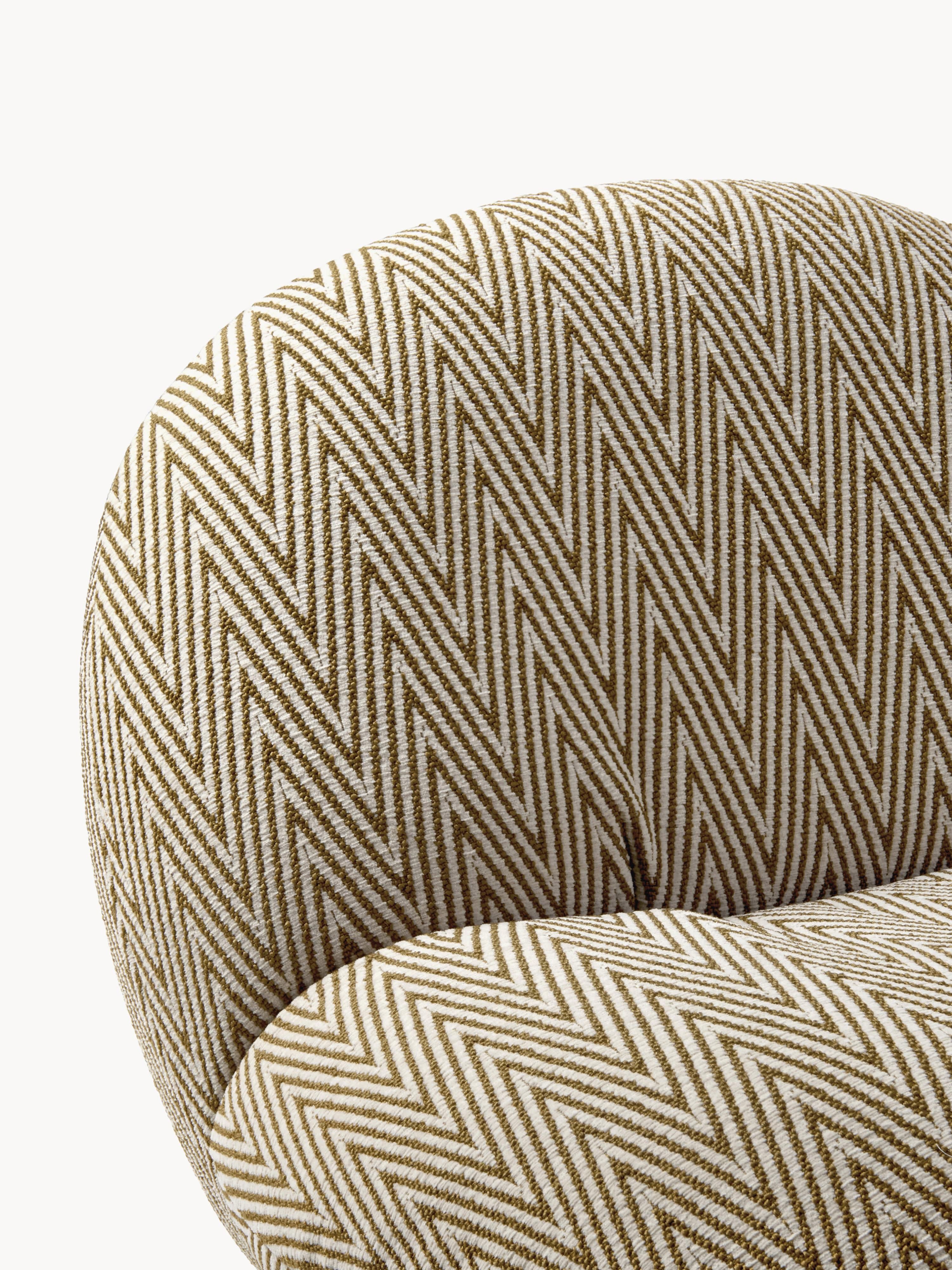 Pacha Swivel Garden Lounge Chair