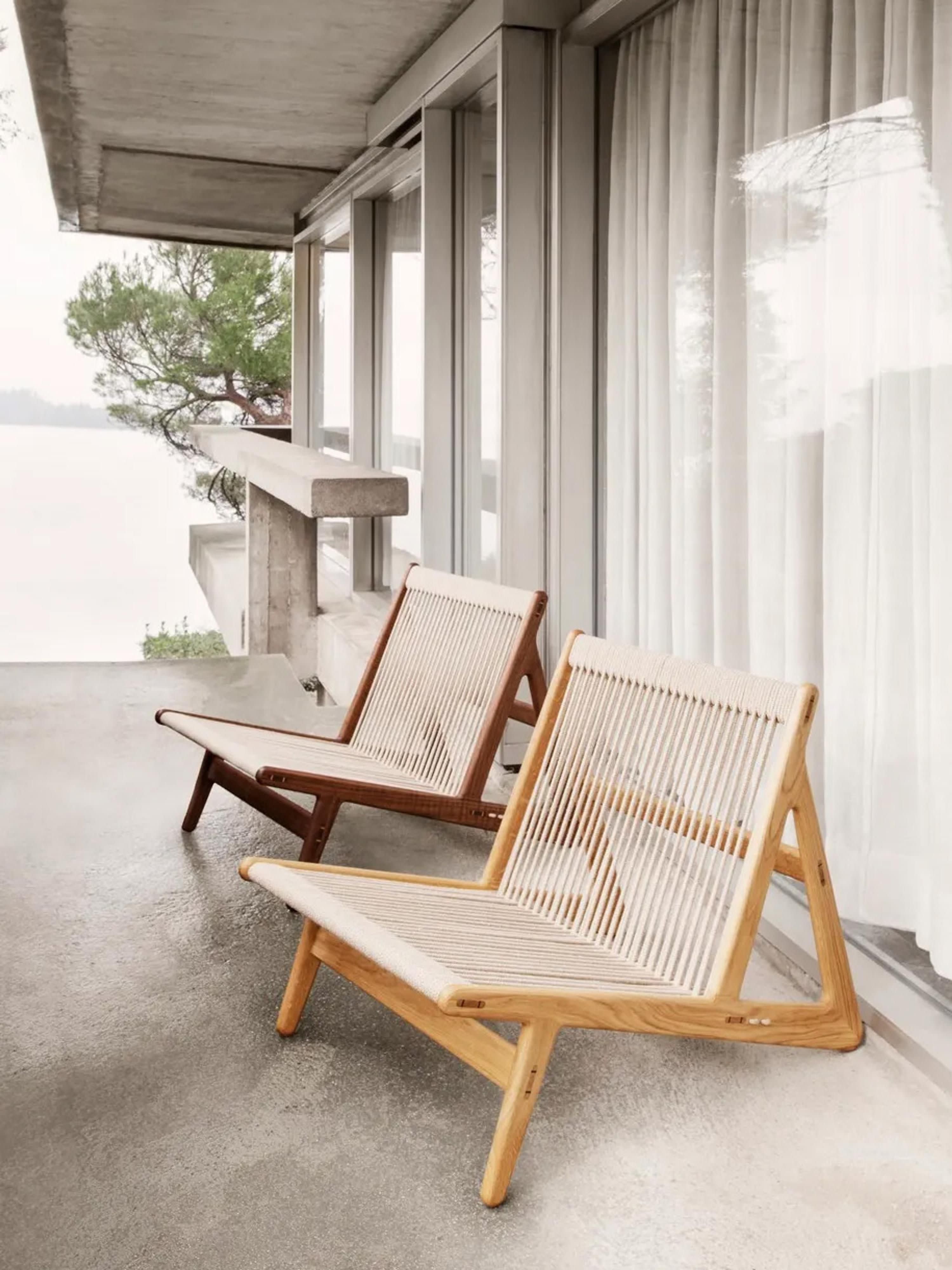 Initial Handmade Walnut Wood Lounge Chair MR01 with Seat Cushion