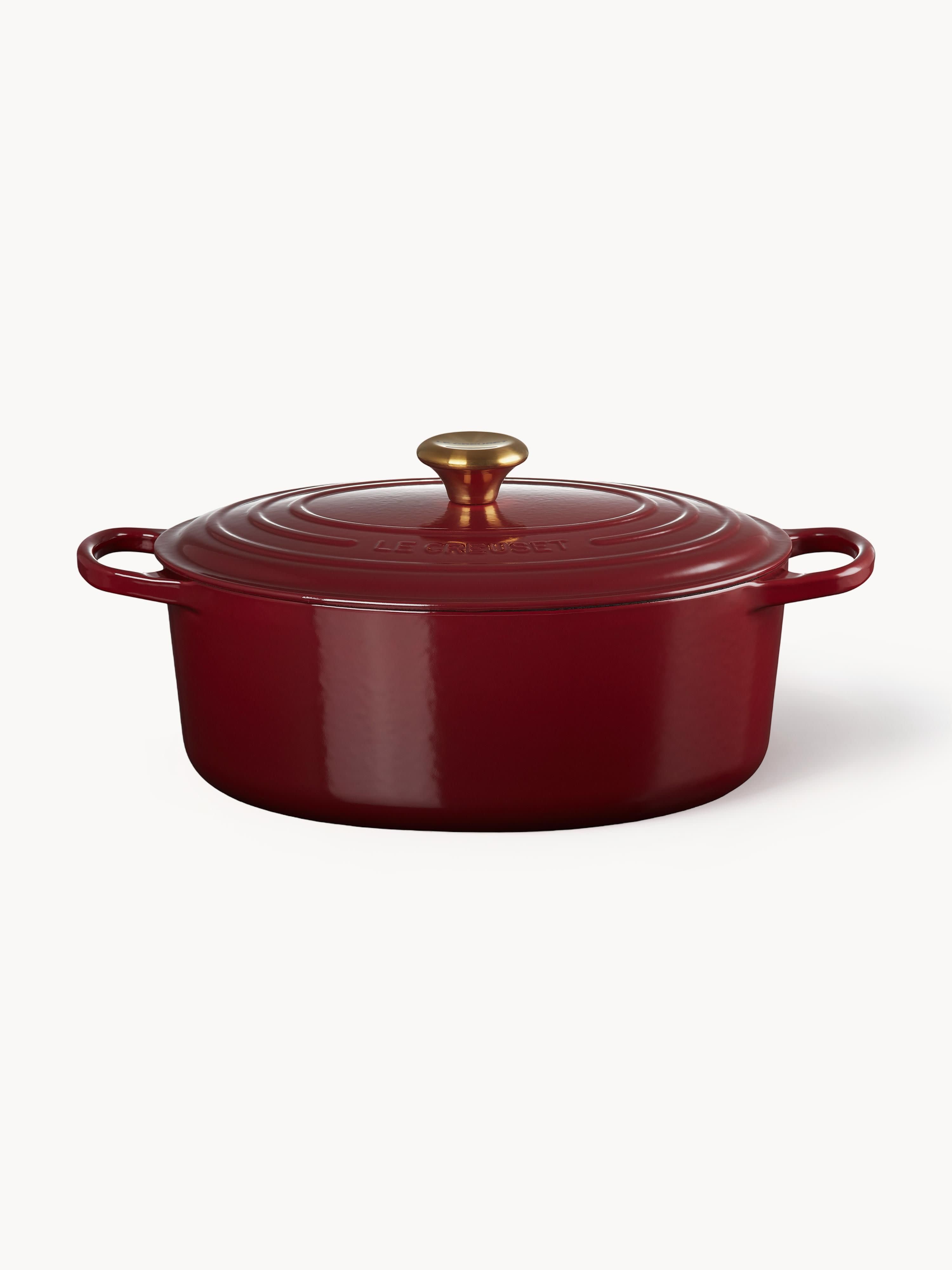 Collection Oval Cast Iron Casserole Signature