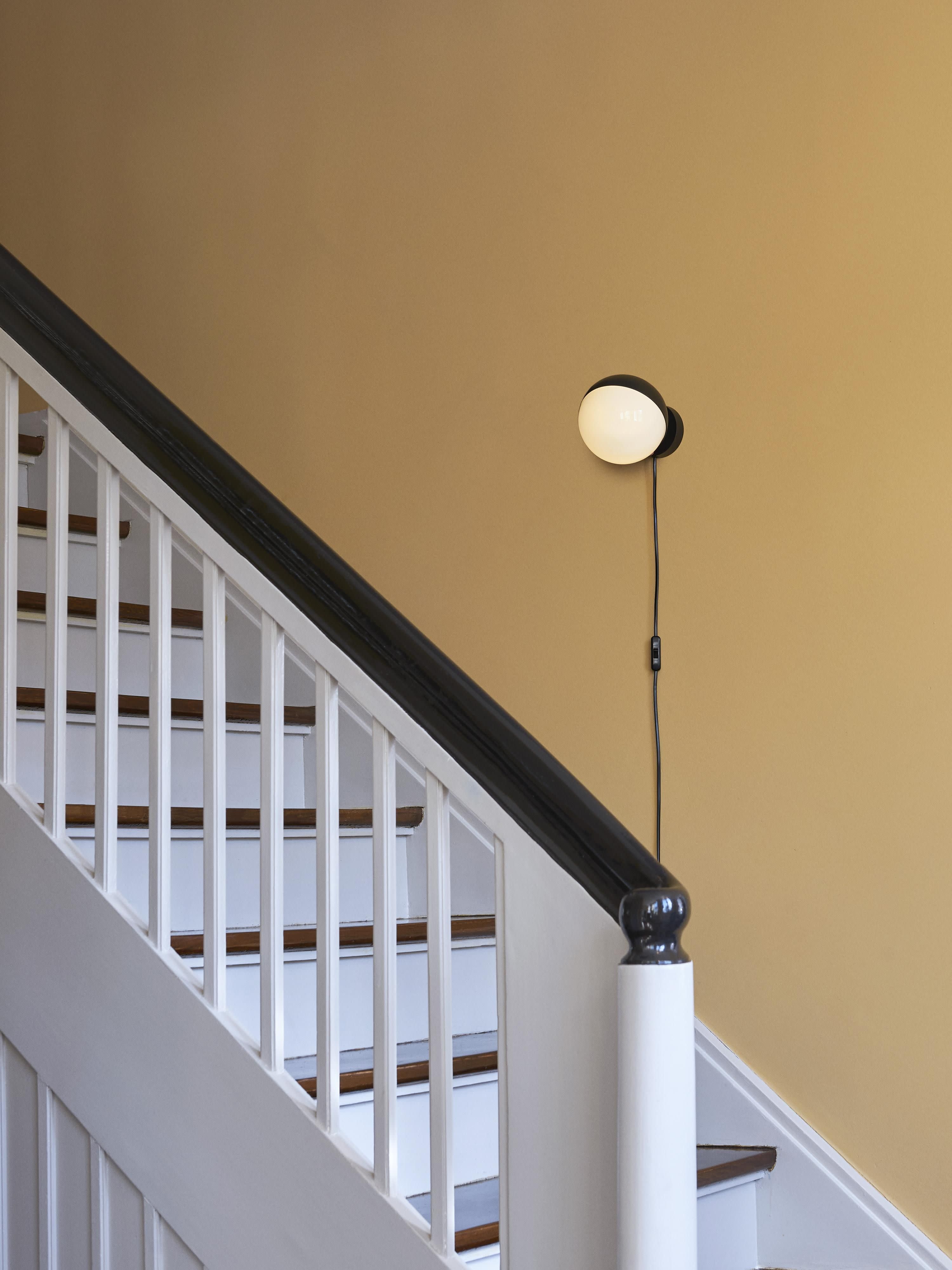 Studio Mouth-Blown Wall Lamp VL with Plug