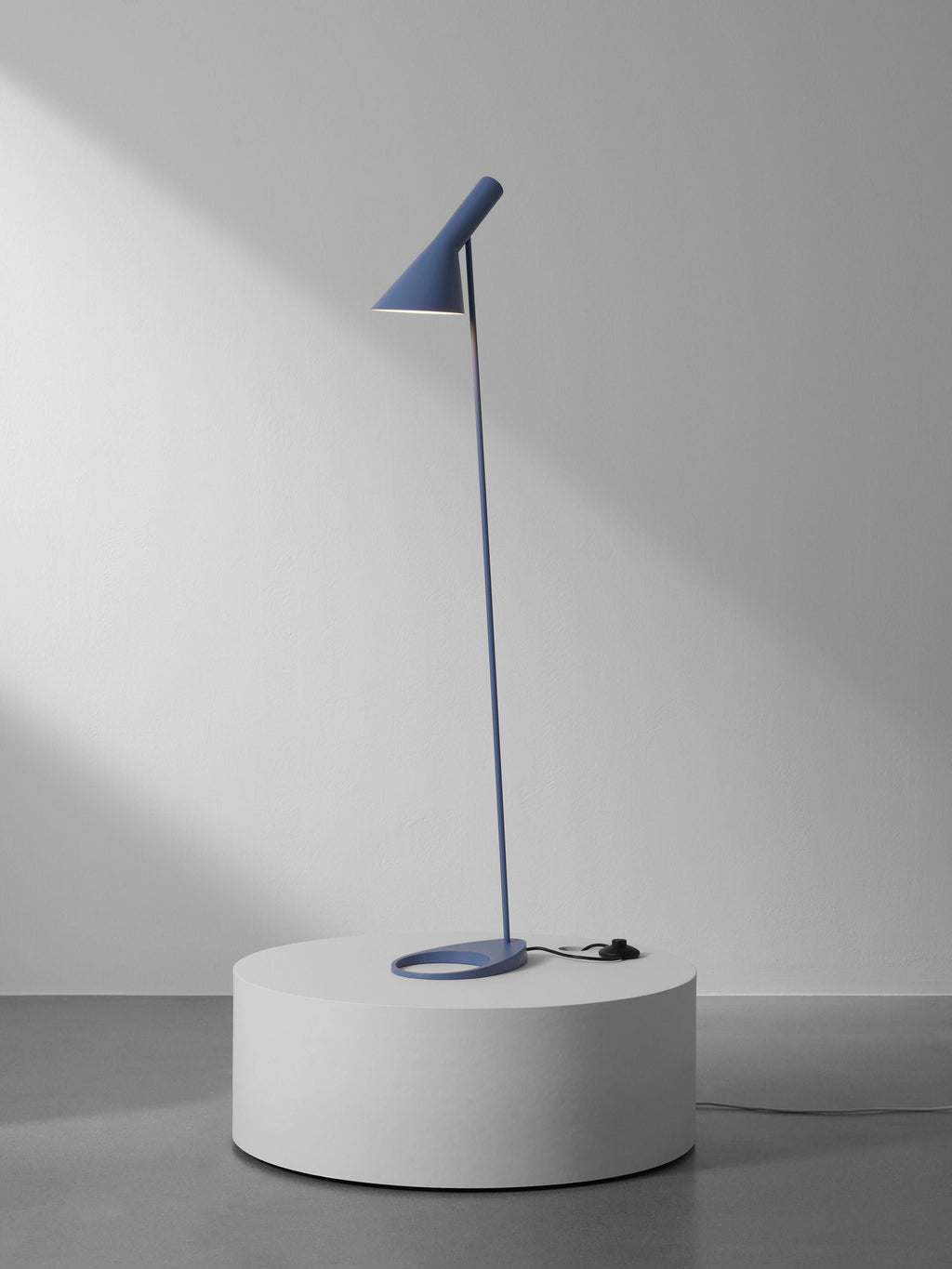 AJ Small Reading Lamp