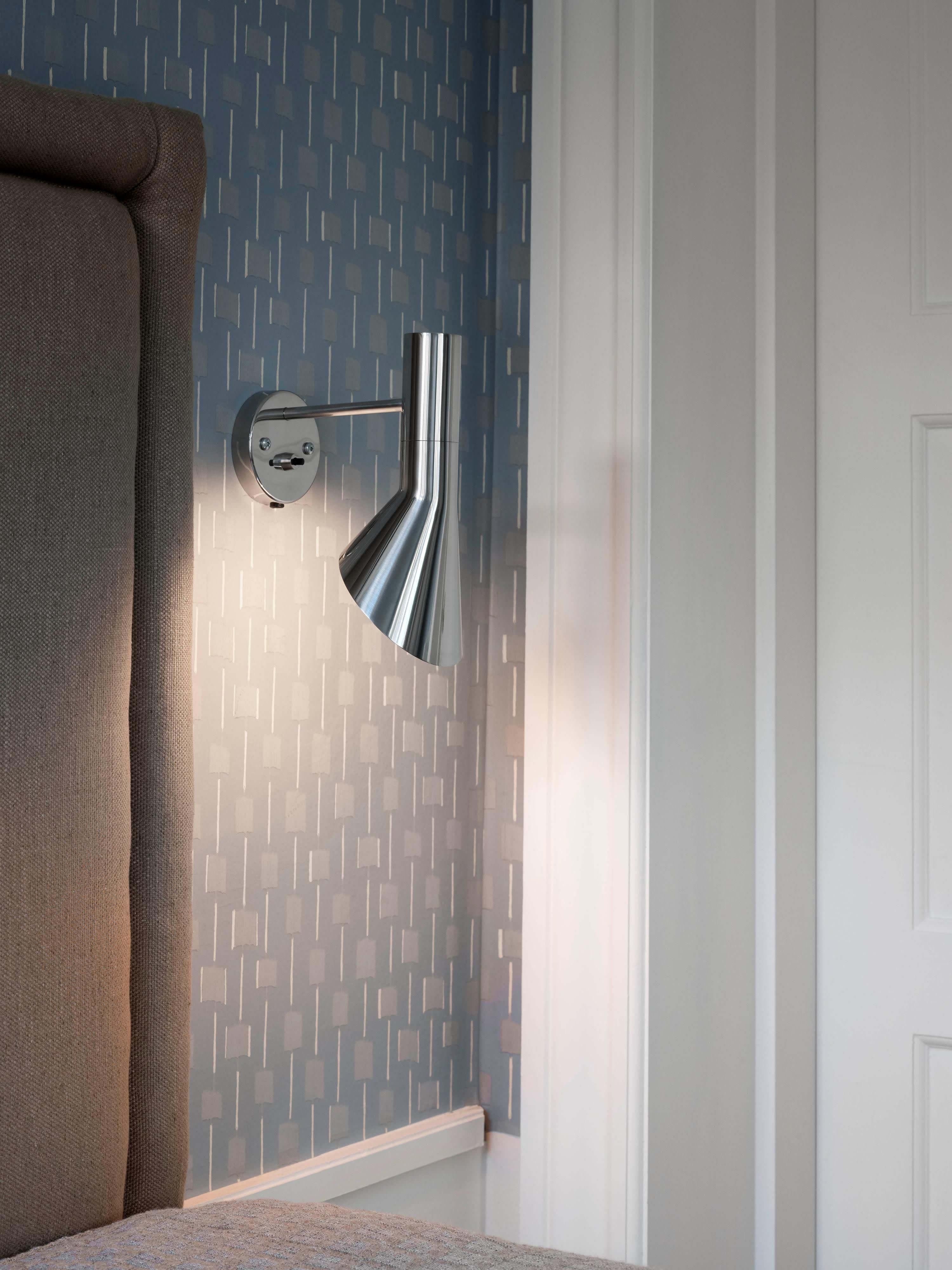 AJ Wall Lamp