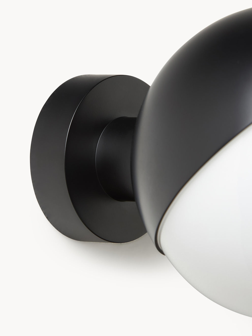 Studio Mouth-Blown Glass Wall Lamp VL