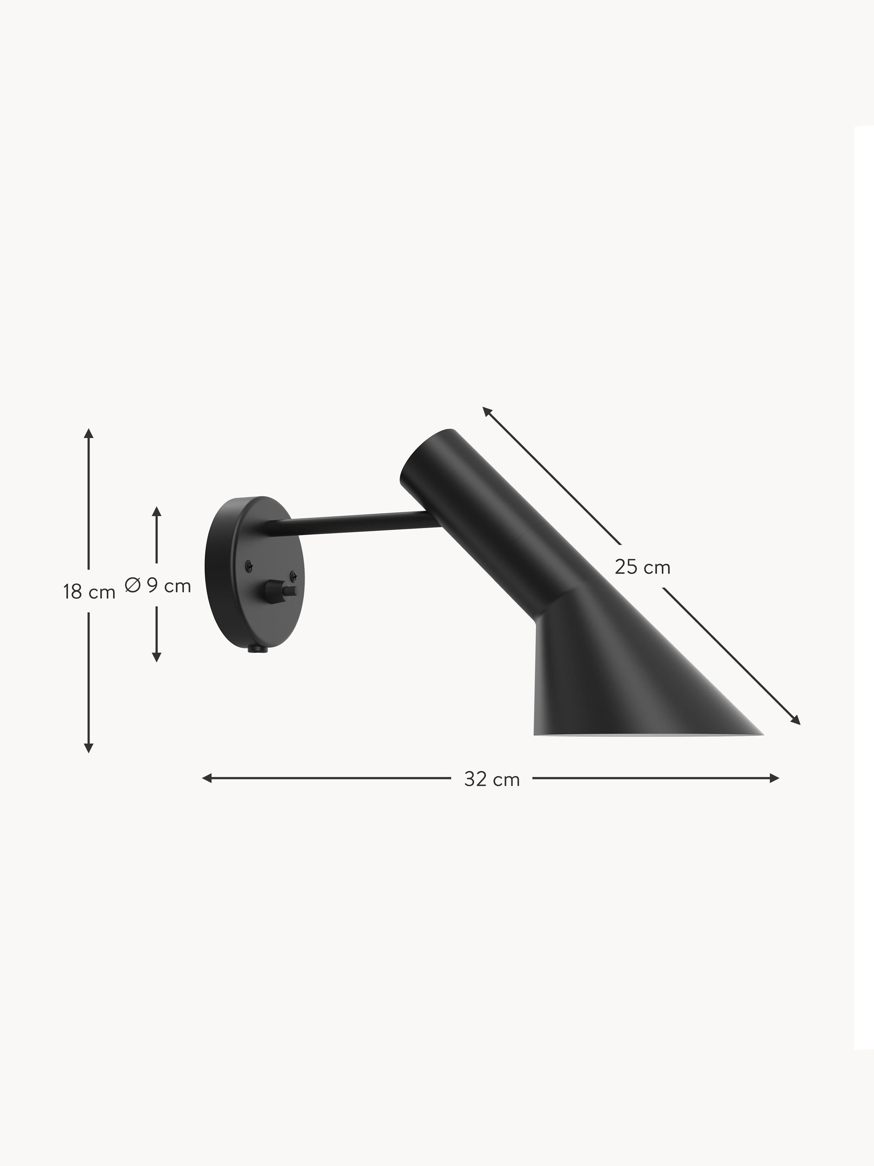 AJ Wall Lamp with Plug