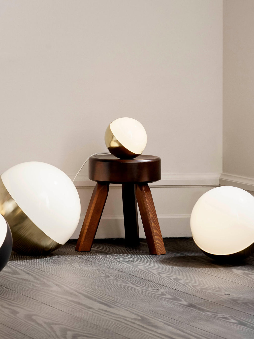 Studio Mouth-Blown Dimmable Table Lamp VL