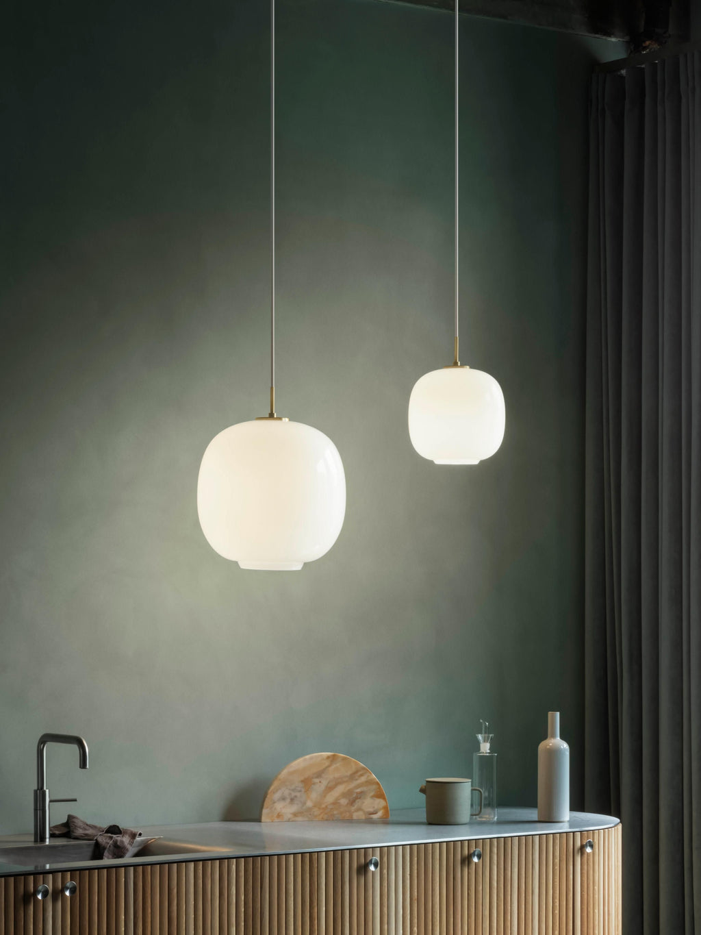 Radiohus Mouth-Blown Pendant Light VL45