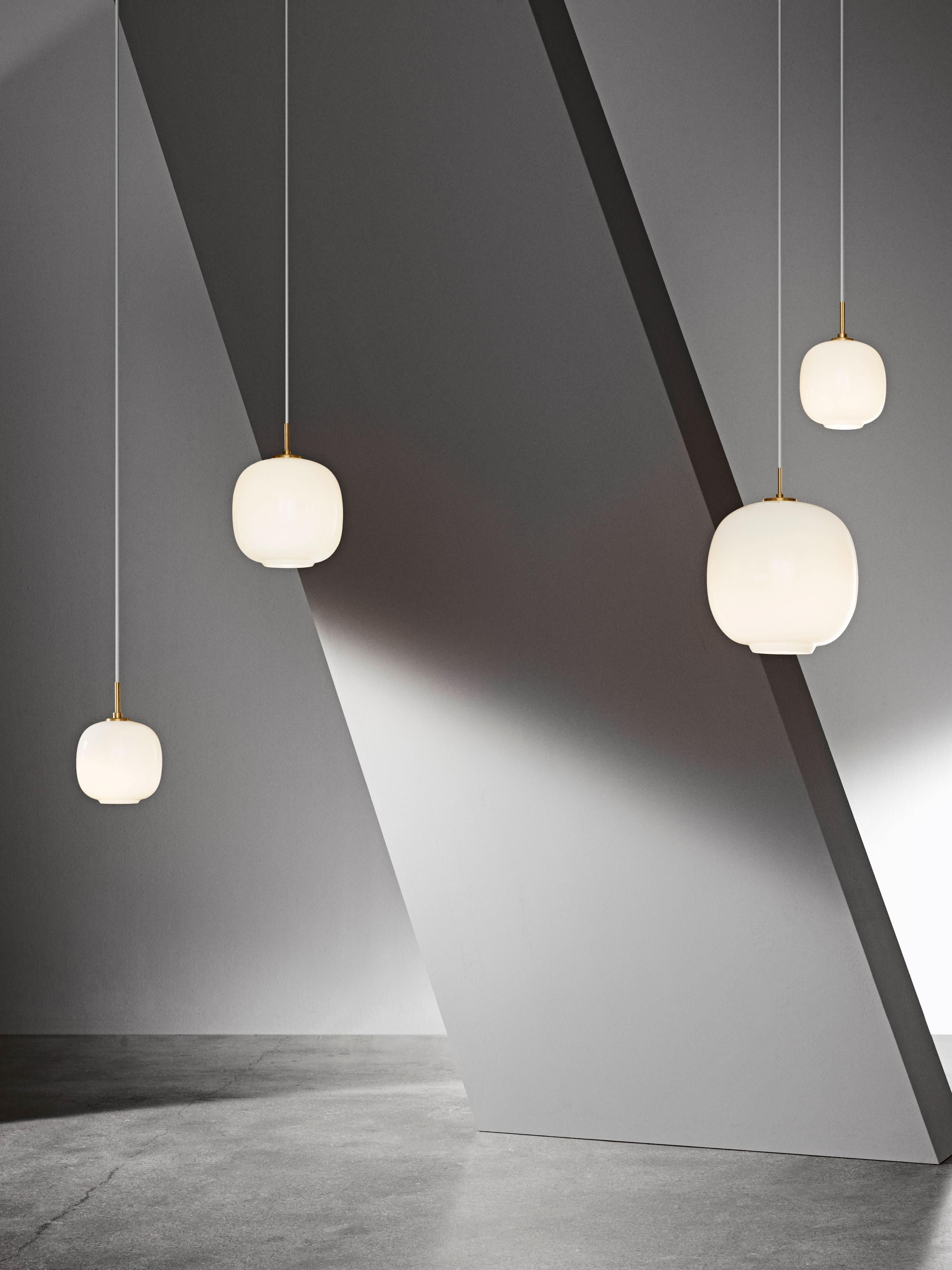 Radiohus Mouth-Blown Pendant Light VL45
