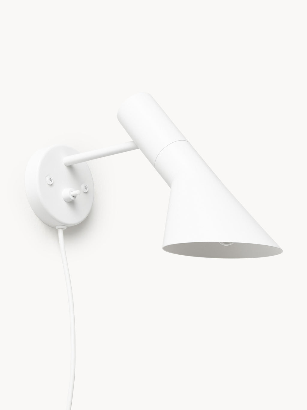 Gallery image 1 - Wall Lamp AJ with Plug