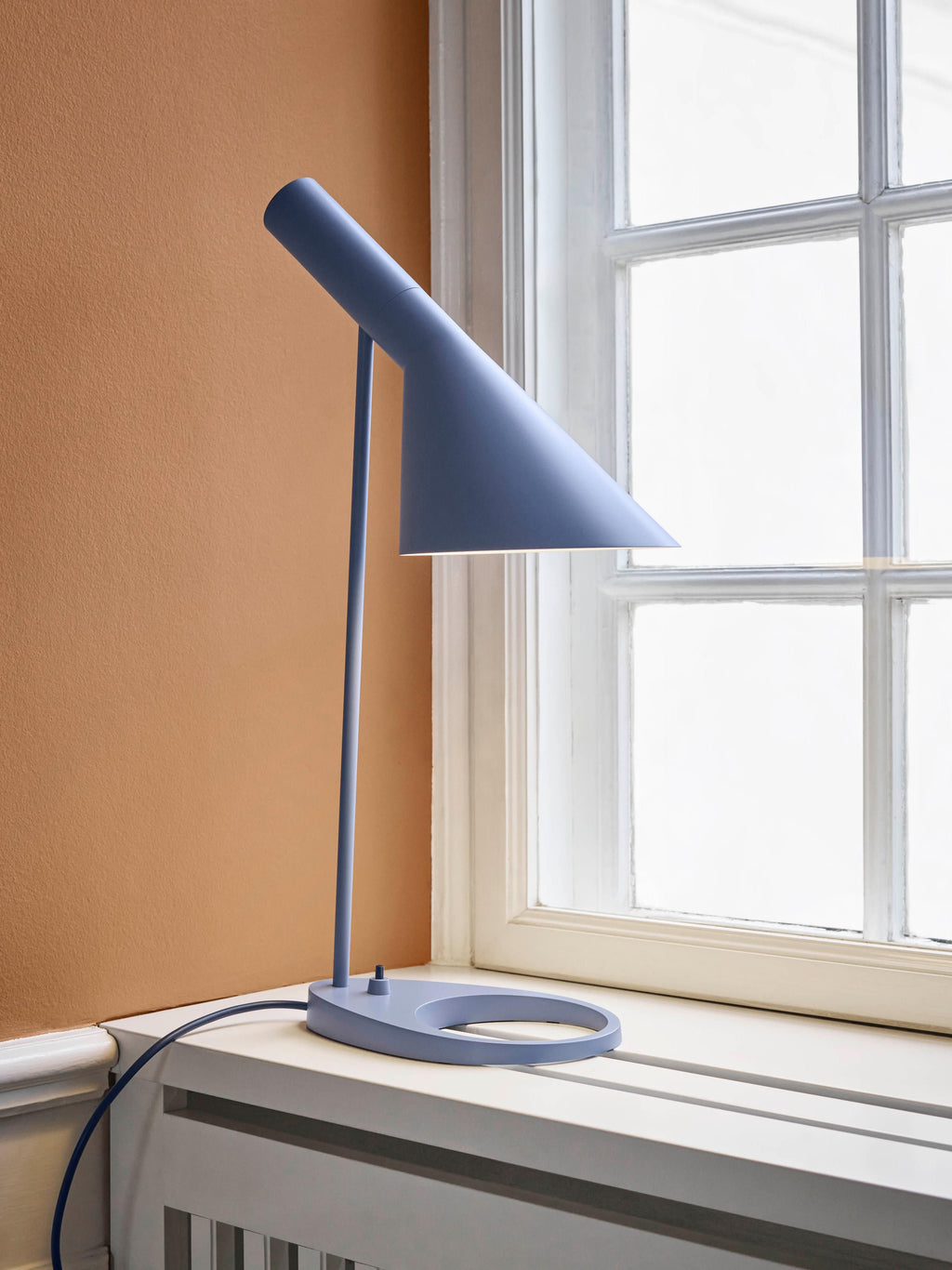 AJ Desk Lamp