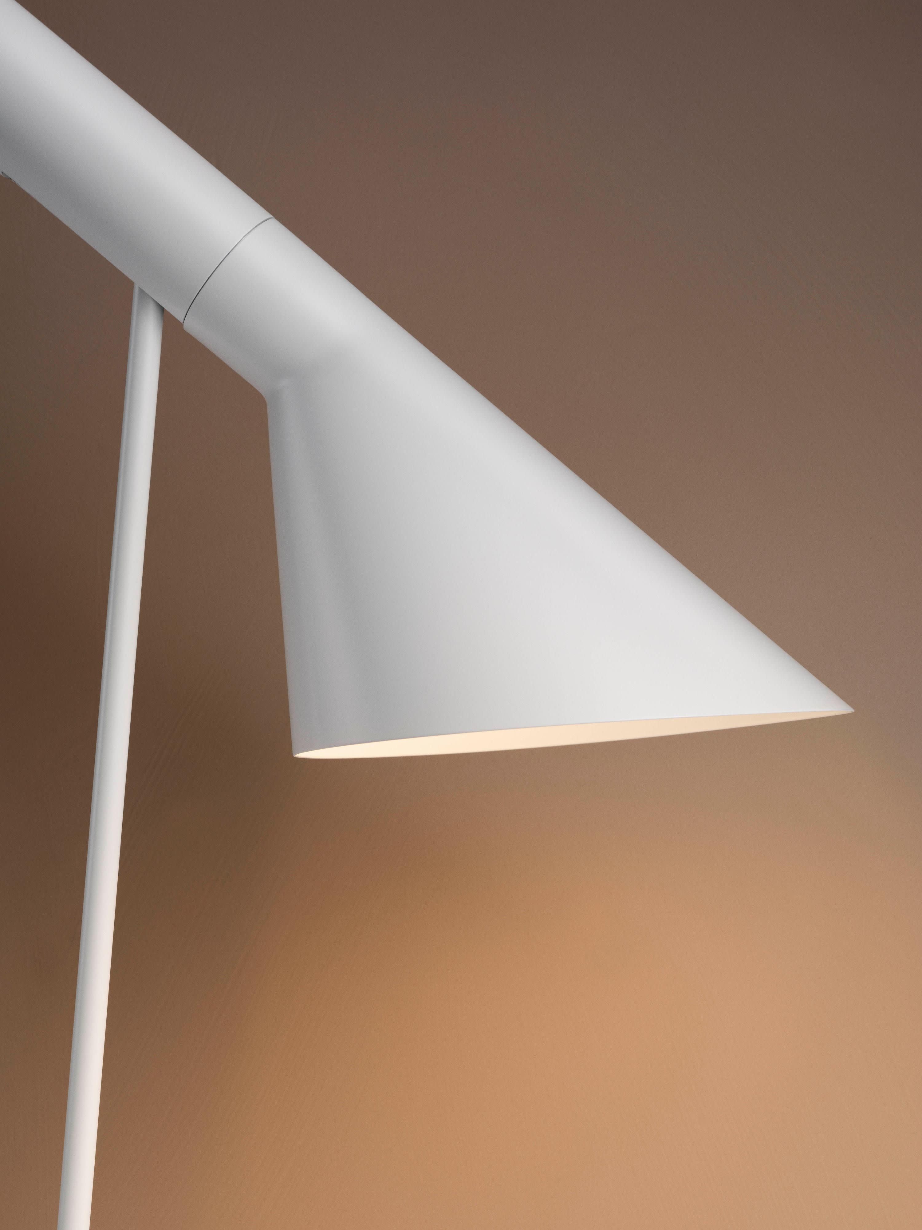 AJ Small Reading Lamp