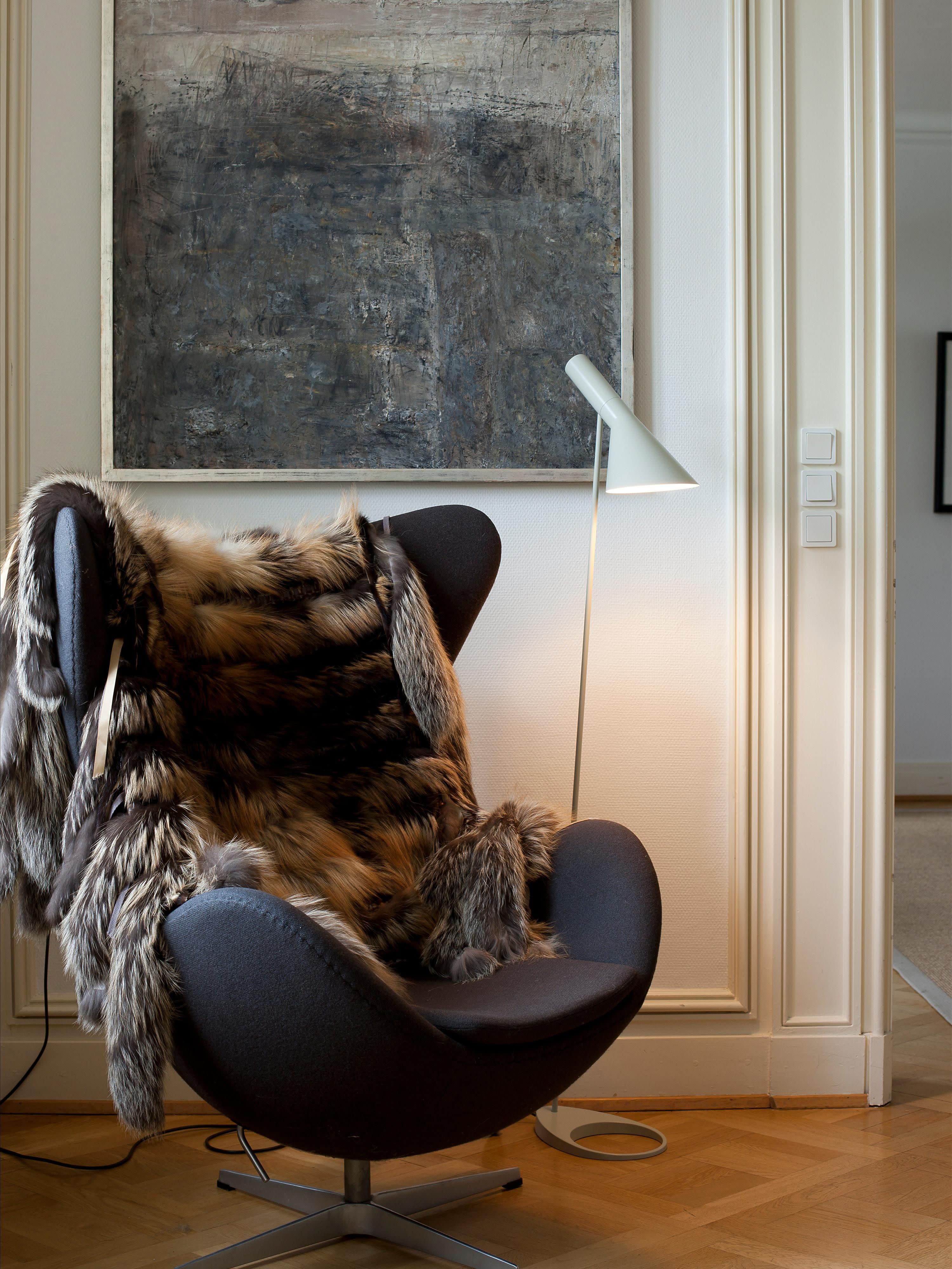 AJ Small Reading Lamp