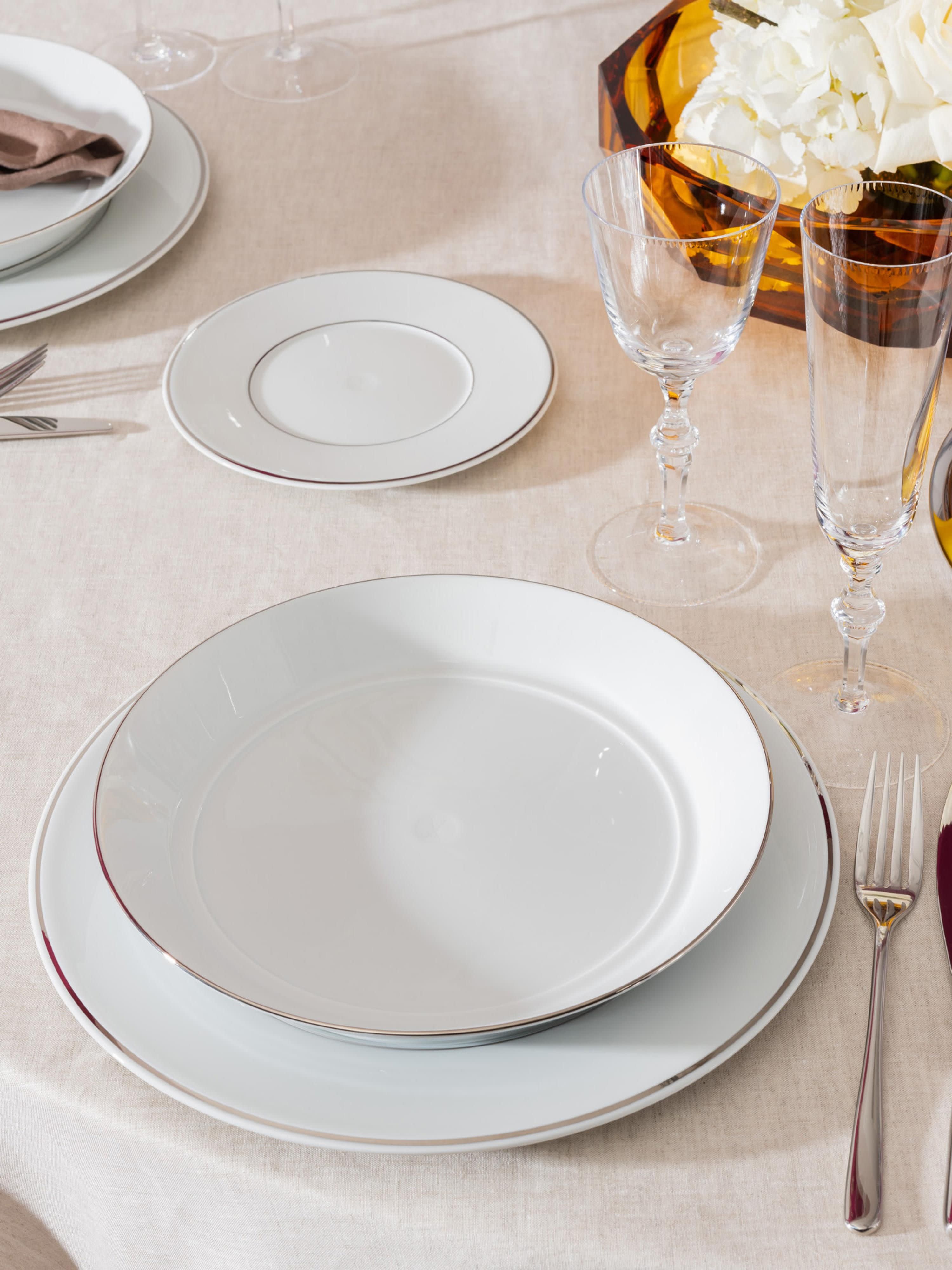 Vitruv Handmade Porcelain Pasta Plates with Platinum Rim, Set of 2