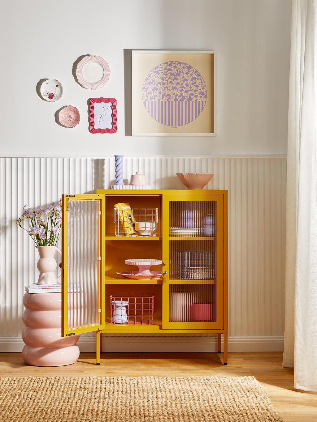 Mixer Metal Display Cabinet The with Ribbed Glass
