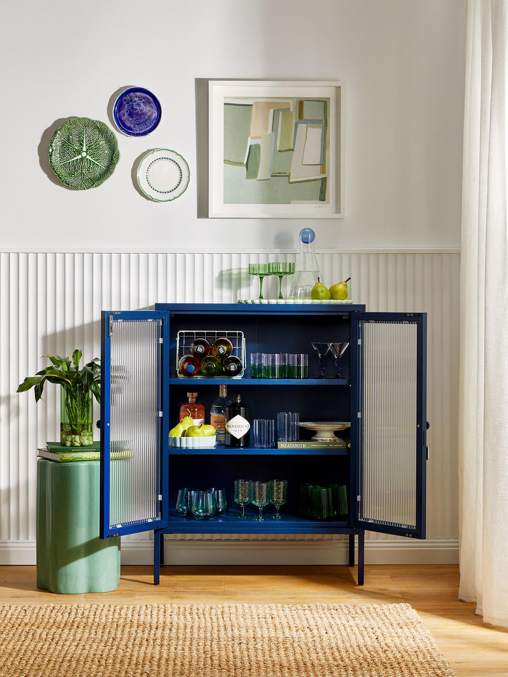 Mixer Metal Display Cabinet The with Ribbed Glass