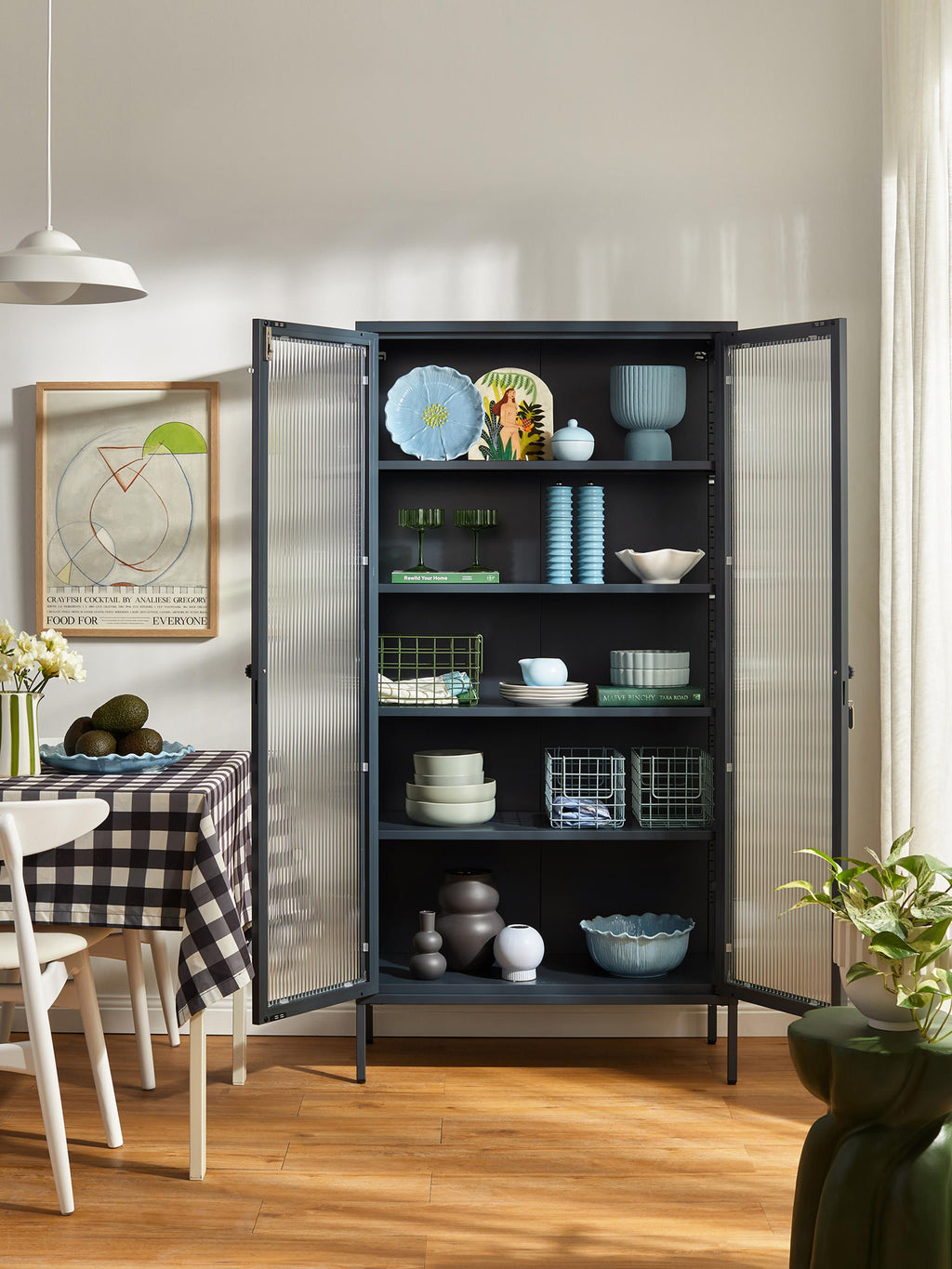 Collector Metal Display Cabinet The with Ribbed Glass