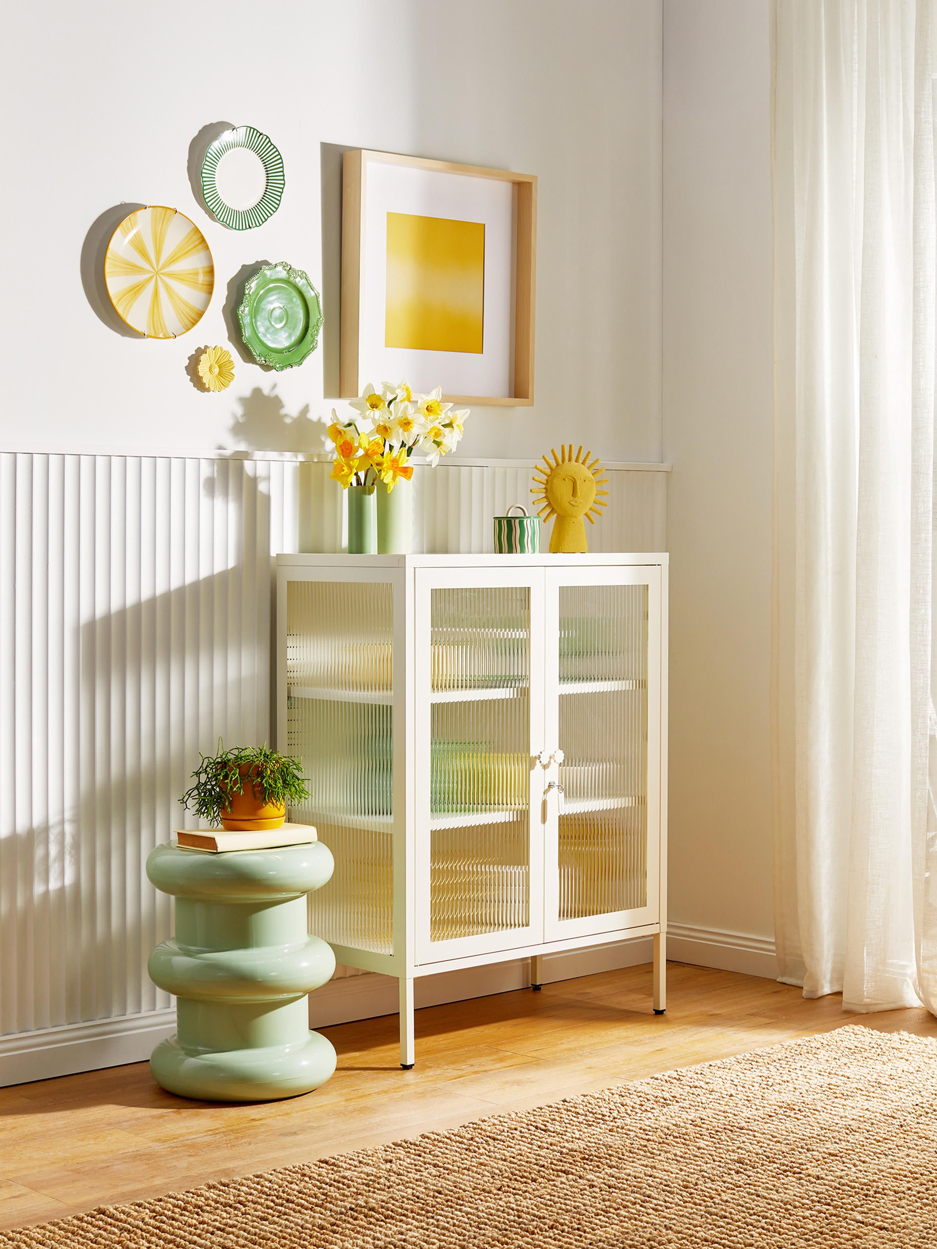 Mixer Metal Display Cabinet The with Ribbed Glass